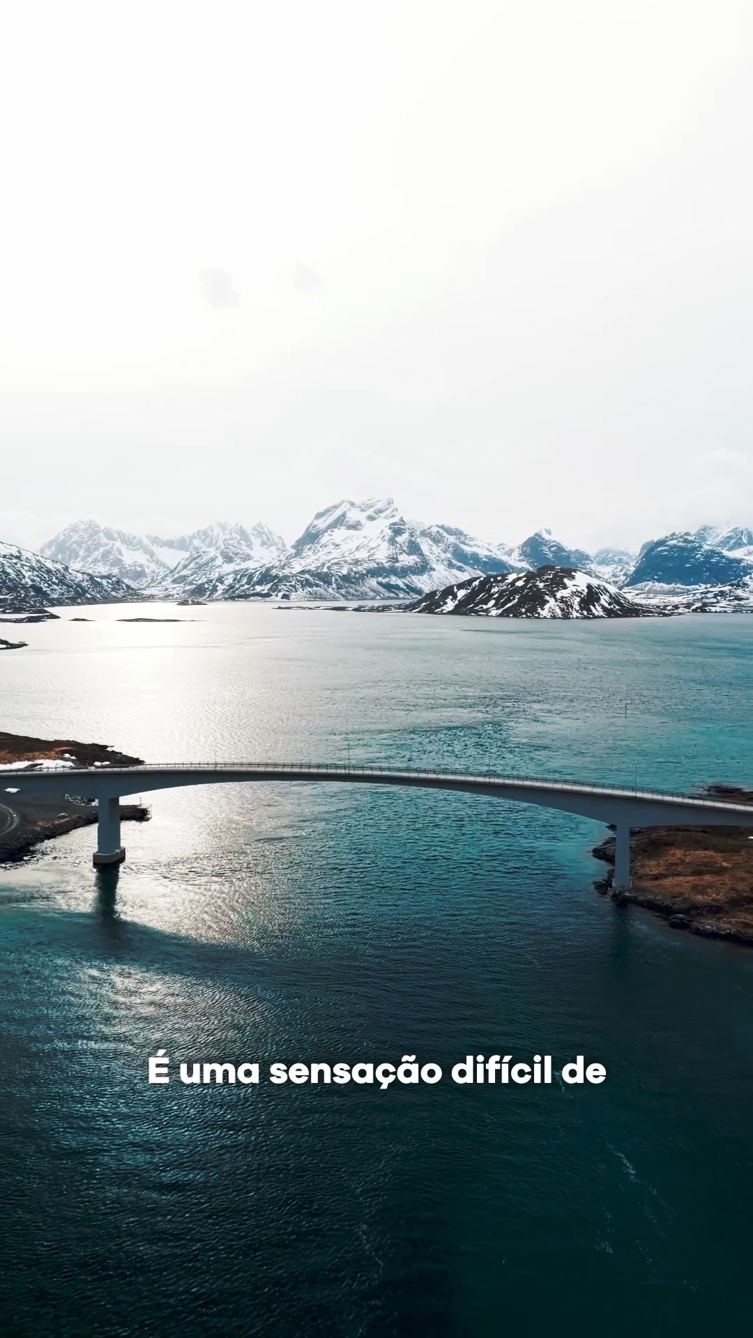 Os fiordes da Noruega impressionam pela beleza. Mas o que muita gente não sabe é que alguns deles estão entre os mais profundos do mundo. 🇳🇴⛰️
Esculpidos por geleiras ao longo de milhares de anos, esses gigantes da natureza escondem paisagens incríveis tanto acima quanto abaixo da superfície.
Qual destino natural mais te impressionou até hoje?
#Xtrada #ToursECuriosidades #Fiordes #Noruega #Viagem #Turismo #Natureza #Curiosidades #ExploreOMundo #Aventura