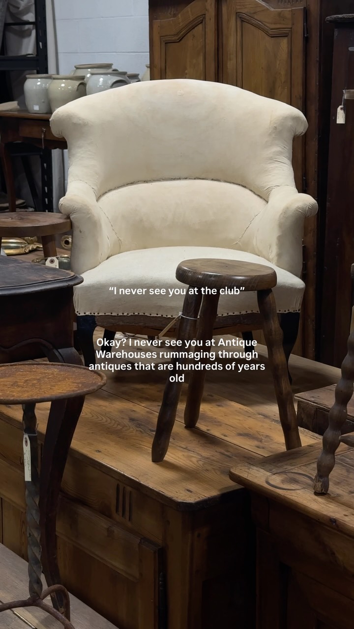 Yes… and? 🪑🧺🪜
#frenchantiques #antiquing #antiquepottery #vintagepottery #vintage