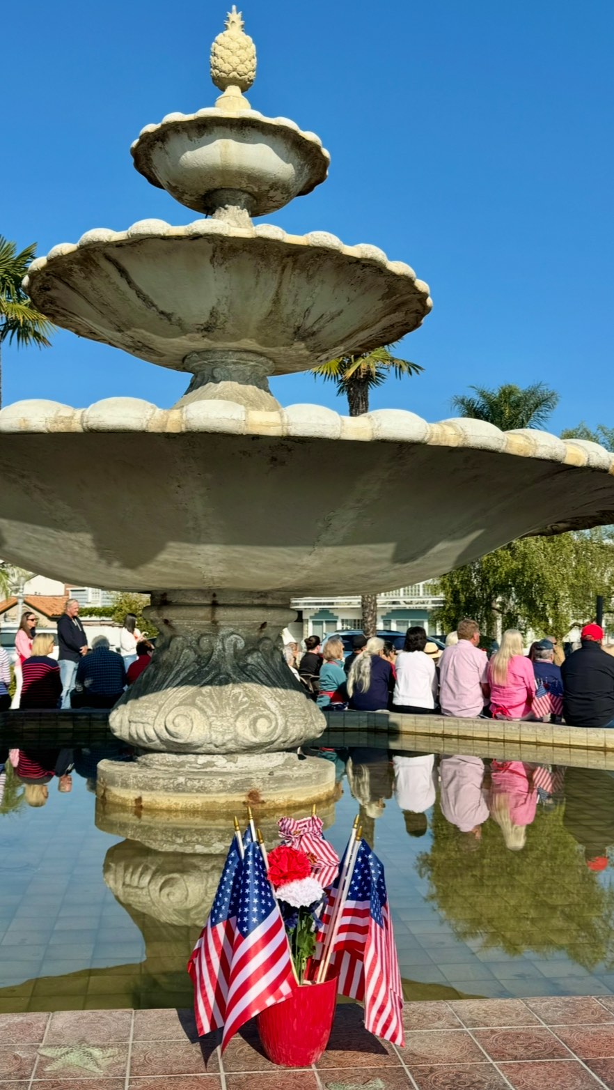 Beautified & ready for Veterans Day! ⛲️🇺🇸✨
Our members spent Friday afternoon beautifying the fountain park— scrubbing tiles, pruning greenery, and adding a fresh coat of paint, all in preparation for our annual Veterans Day Commemoration.
A heartfelt thank-you to our Beautification Committee for leading the effort.
Join us, Tuesday, November 11th at 10:00 a.m. at La Bella Fontana Park as we honor those who served. ❤️🤍💙🌺