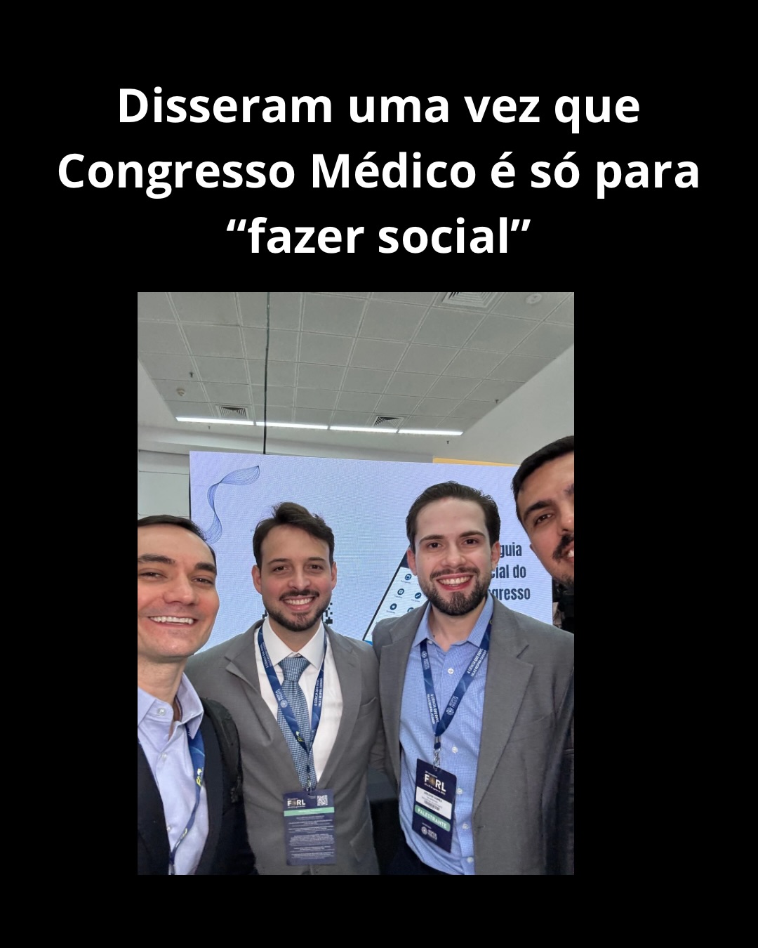 “Congresso médico é só pra fazer social. Não se aprende nada novo. Não agrega no dia a dia.”
Li isso num grupo de médicos. Sério.
Acabou de terminar o Congresso da Fundação de Otorrinolaringologia (FORL), o maior congresso multidisciplinar dentro da Otorrino, e resolvi responder com o que vi por lá:
Dr. Robert Bastian, de Chicago, criador do maior site de laringologia do mundo (Laryngopedia.com), do Bastian Voice Institute e quem descreveu a disfunção retrógrada do cricofaríngeo (R-CPD) — a “síndrome de não arrotar”, que atinge MUITA gente e ficou décadas sem nome. Não só assisti à aula: conversei com ele sobre R-CPD, como criou o site, como foi o primeiro tratamento e como estão sendo os atuais, como ele raciocina na frente do paciente. Deu aulas sobre tosse crônica e RCPD. Muito acessível e humilde. Gosta de contar histórias. E, quem me conhece, sabe que gosto de ouvir.
Prof. Domingos Tsuji explicando, na prática, como faz estroboscopia e NBI e com quais equipamentos. Foi com ele, Dr Rui e Dra Adriana que aprendi a fazer estrobo. #🍀
Dr. Geraldo Druck apresentando uma técnica anestésica com ventilação supraglótica inédita no Brasil. EXCELENTE para microcirurgia de laringe.
Guia Prático de Disfagia assinado pelas autoras @draluciana_costa @julianavenites
Sim, teve jantar, reencontro de amigos, foto com a turma. Isso também é congresso.
Mas parte do que aprendi ali — em aula e fora dela — não tem preço. E já mudou coisas no meu consultório.
Reparei: quem eu mais admiro na especialidade, do mais novo ao mais experiente, está SEMPRE nos congressos, aqui e fora do país, querendo aprender mais. Não é coincidência.
Por isso vou todos os anos. E recomendo.
Parabéns @adrianahachiya.otorrino @draluciana_costa @drakobayashi.otorrino e todos que ralaram muito para esse congresso ser o que foi!!!
Você foi nesse? Conta aí o que mais te marcou!
#otorrinolaringologia #laringologia #FORL RCPD