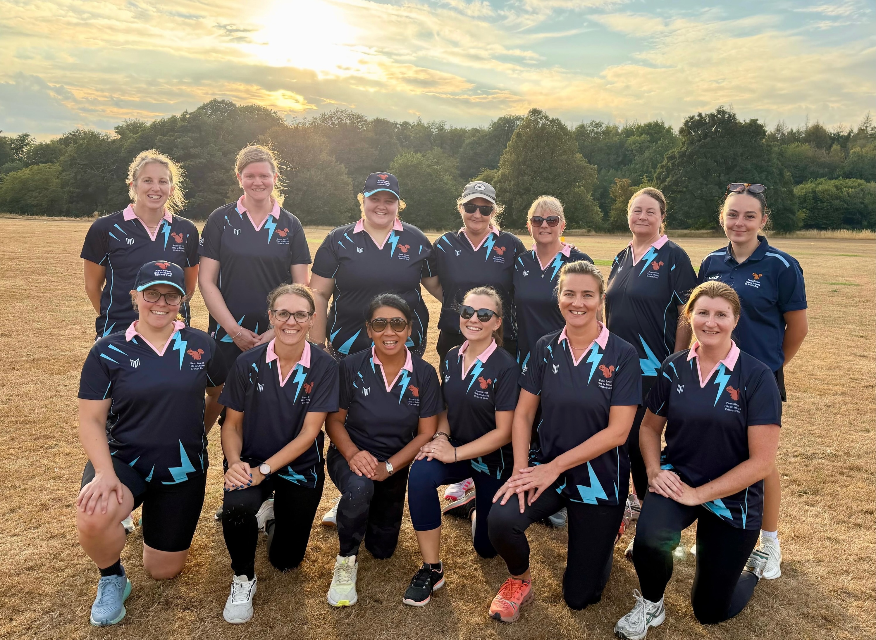 So very randomly, I joined a ladies’ cricket team in April this year! 🏏
Thanks to @byjuliacossins when we were running a workshop together earlier this year, she told me the @where.inspiration.blooms pavilion was going to be home to the UK’s first ladies’ cricket team, with their own grounds, right here on our doorstep. (I’d never played cricket before this!)
But I thought, I’m in! Training started in April with @pennstreethitsormissescc about 90% of the team had never played before. Everyone was so supportive, and it’s run by some amazing women.
This Monday we played our first team match in our cricket tops! We lost to Chorleywood, but that didn’t matter, it was so fabulous to see so many women enjoying playing a team sport together in the summer evening sun. So good for the soul 💗
Looking forward to more training and sharpening up my bowling skills 🏏👏 I think playing the gong definitely helps with arm strength 💪
#cricket #chilterns #buckinghamshire #pennstreet
