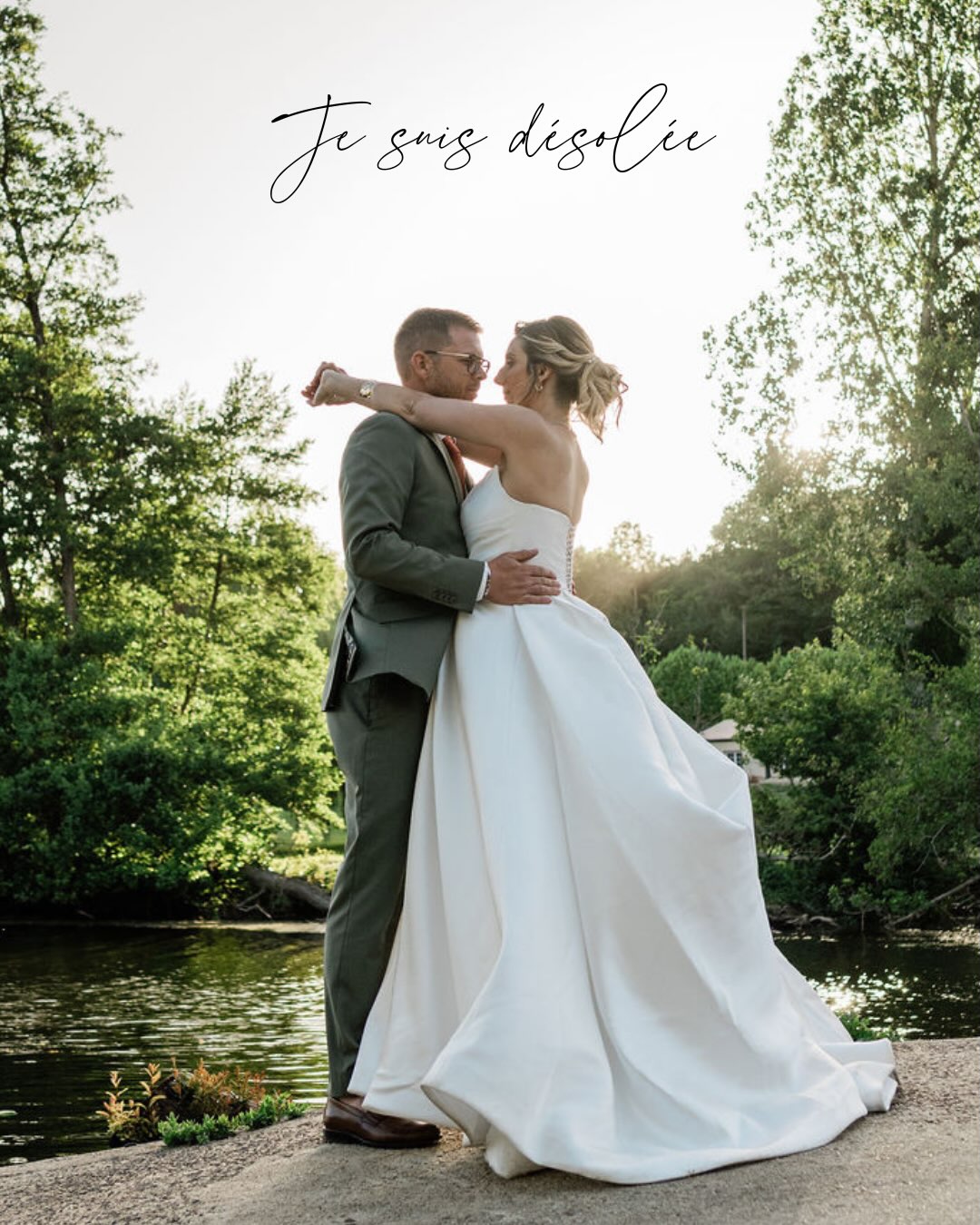Le jour de votre mariage, mon attention est entièrement tournée vers vous et vos proches.
Observer, anticiper, ressentir, pour photographier ce qui se passe, les instants attendus comme ceux qui sont spontanés.
Je ne suis donc ni content creator, ni vidéaste.
Je ne veux pas subir la pression des réseaux sociaux pour obtenir plus d’abonnés.
Parce que votre expérience compte autant que les images qui en resteront.
Je suis photographe.
Et pleinement photographe.
#photographemariagenormandie #weddingphotographernormandy #destinationweddingphotography
#alinelargentonphotographe