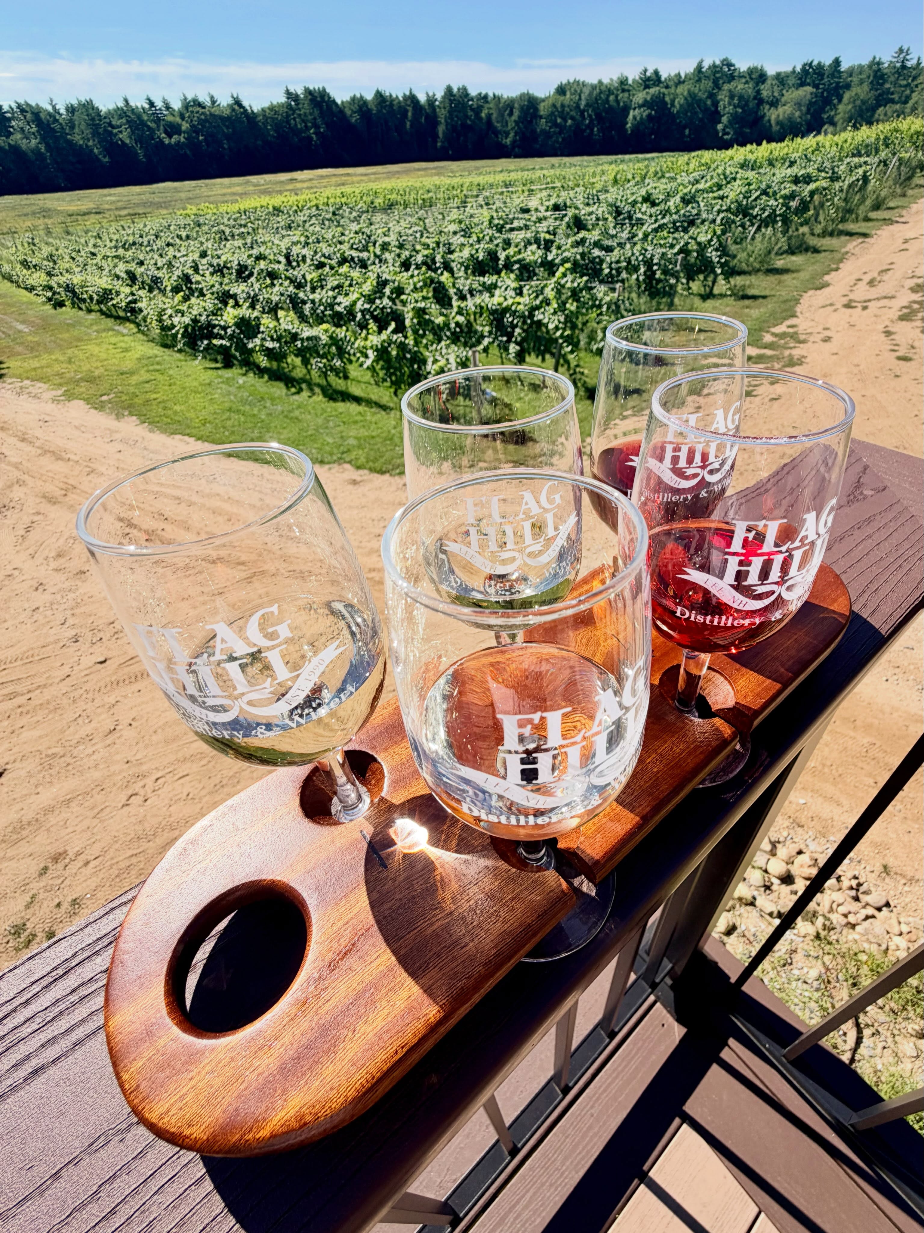 Soak up the last few weeks of summer with flights on the tasting room deck! 🍷
#flaghill #tastingroom #winery #distillery #603