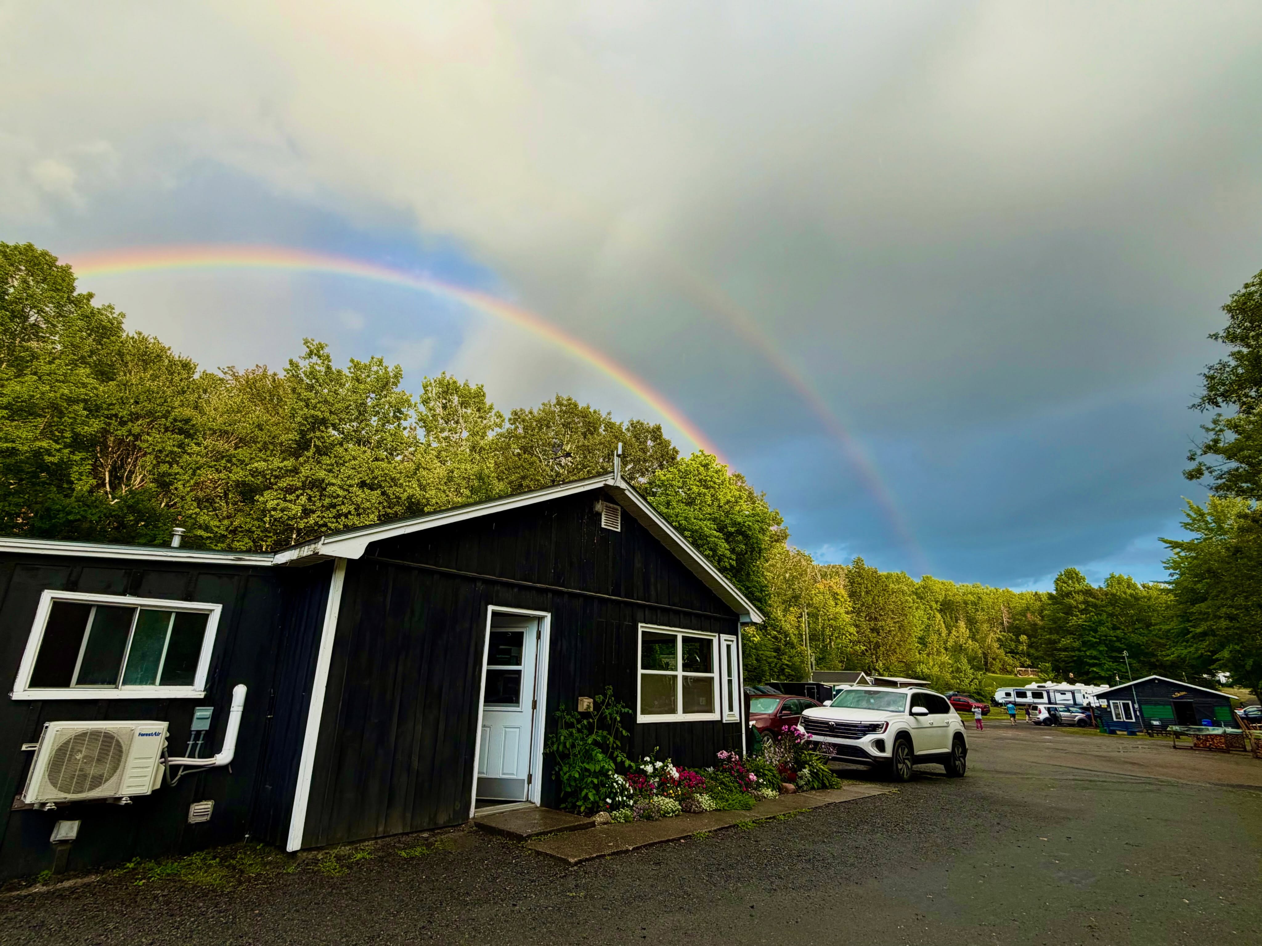 ๐ฑ๐ฑ A double rainbow!! ๐๐
#rainbow #doublerainbow #mothernature #wild #novascotia