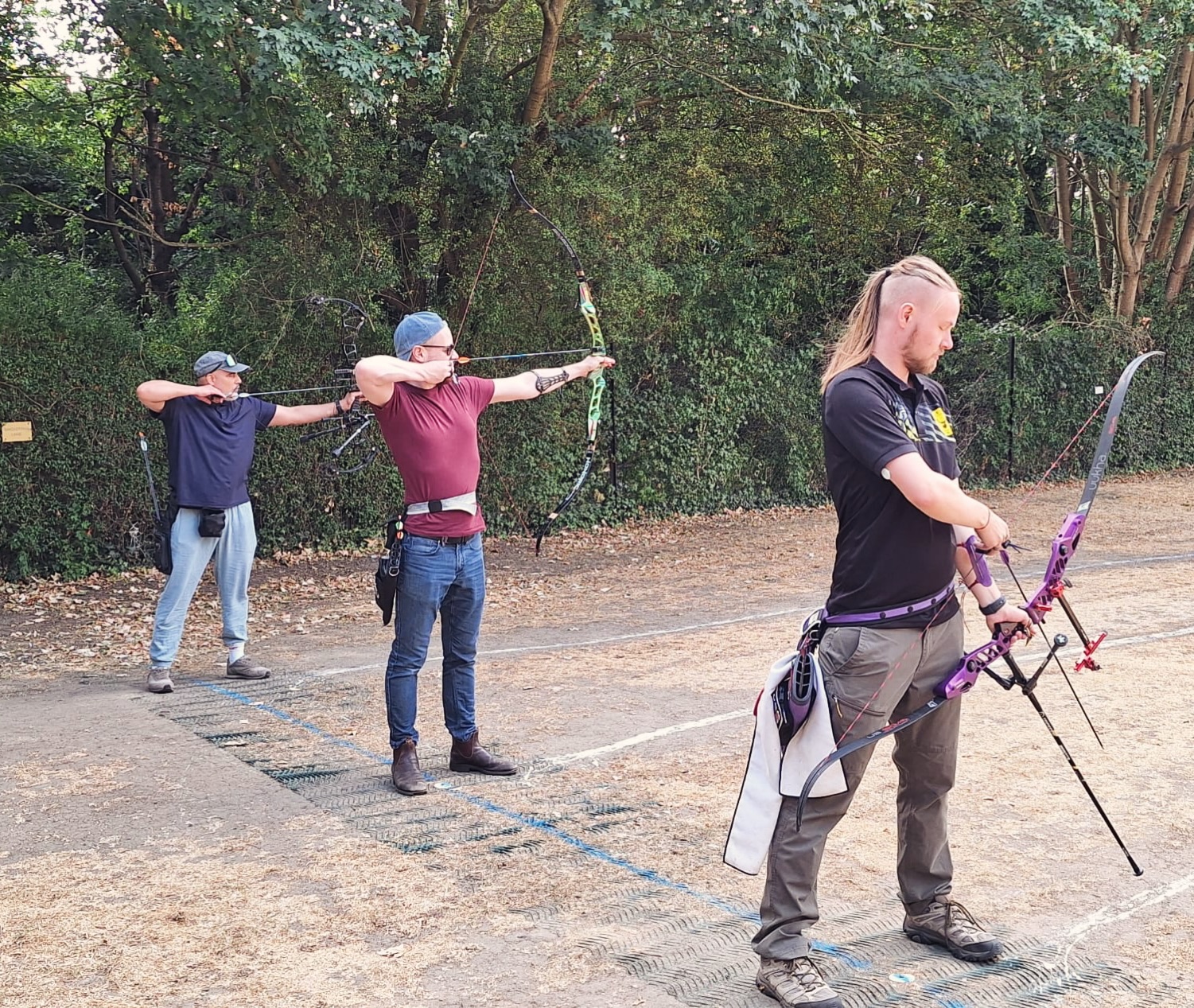 Three different bow-styles all in a row… 🏹🏹🏹
#compoundbow #barebow #olympicrecurve #archerygb #archeryclub