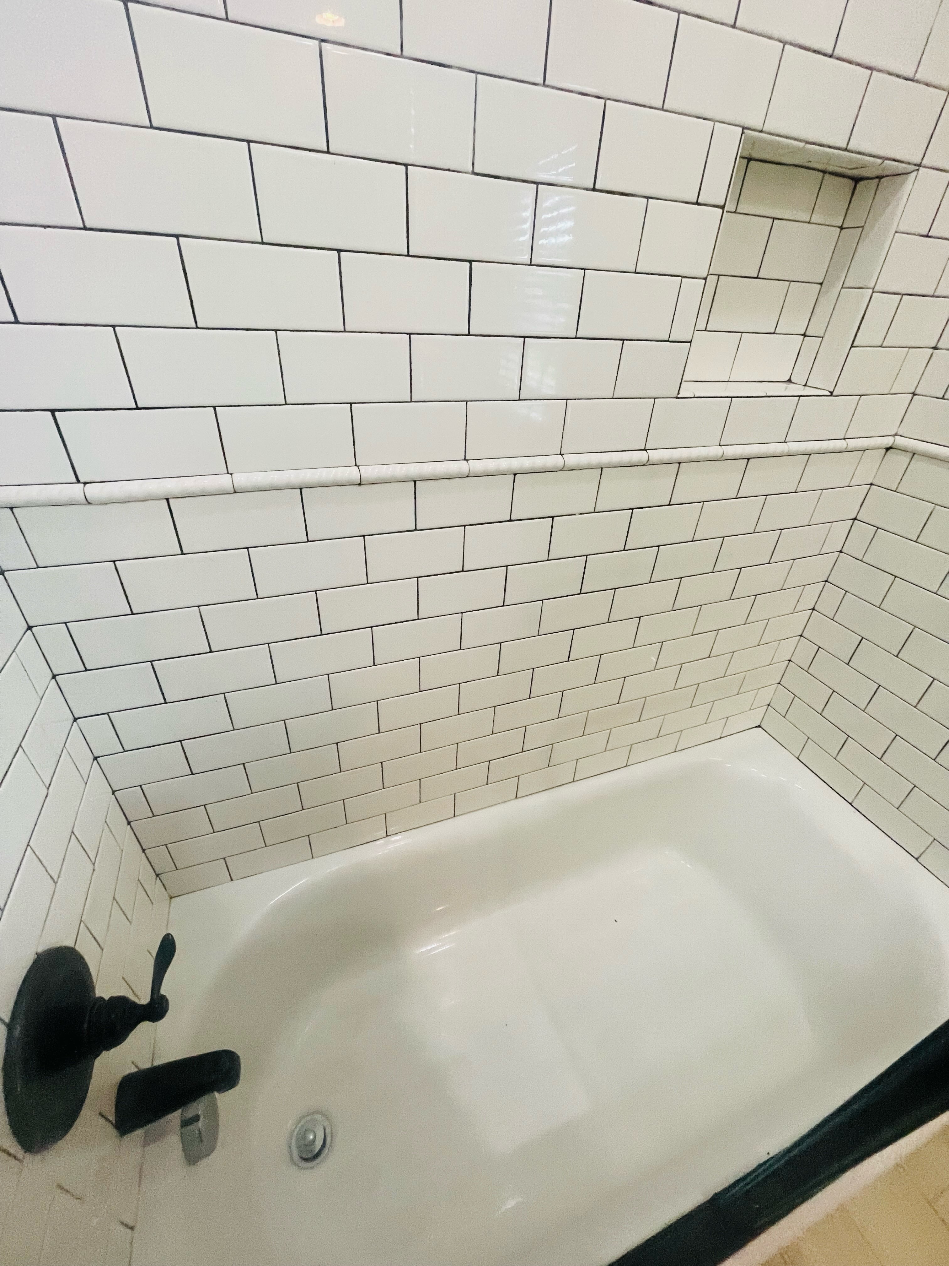 Welcome back @collegeofcharleston! We cleaned 16 downtown student apartments these past few weeks - enjoy your sparklin’ clean homes! 🫧🧼🧹👨🎓#StudentHousing #BestCleaners