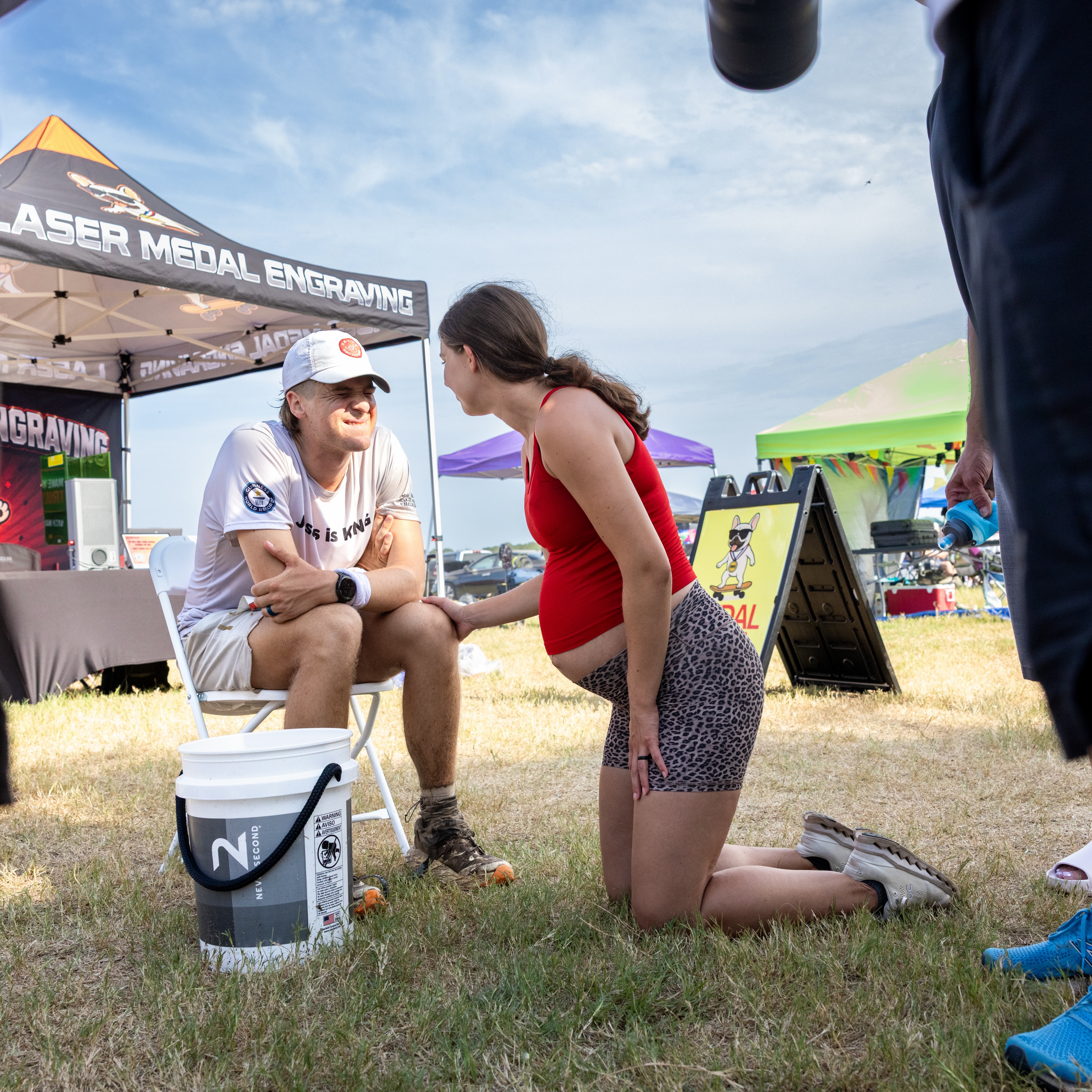Congratulations @pierceshowe #73 - Our third place overall winner in the 100M. Pierce closed the gap overnight after he somehow found fresh legs to secure a podium finish in 21:28:05.
8 hours left here at the Habanero Hundred.
#habanerohundred #getofftheroad #ultrarunning