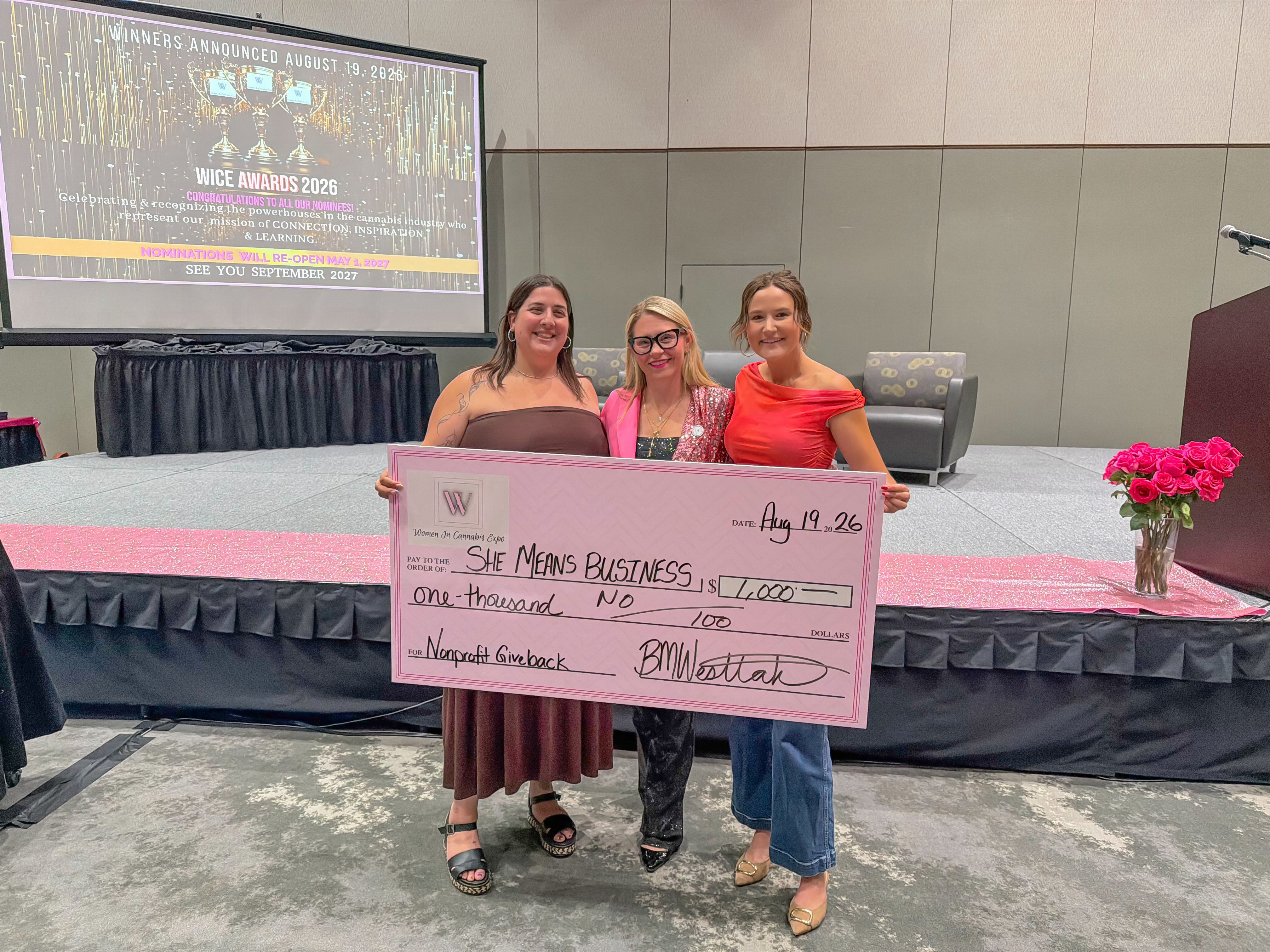 Thank you @womenincannabisexpo_ for supporting a scholarship in our 2027 #femalefounders program! 💖✨
•••
We are so grateful for community organization that put money aside to support young female founders in our #community
•••
This donation will support one 2027 female founder in our upcoming program!
💖