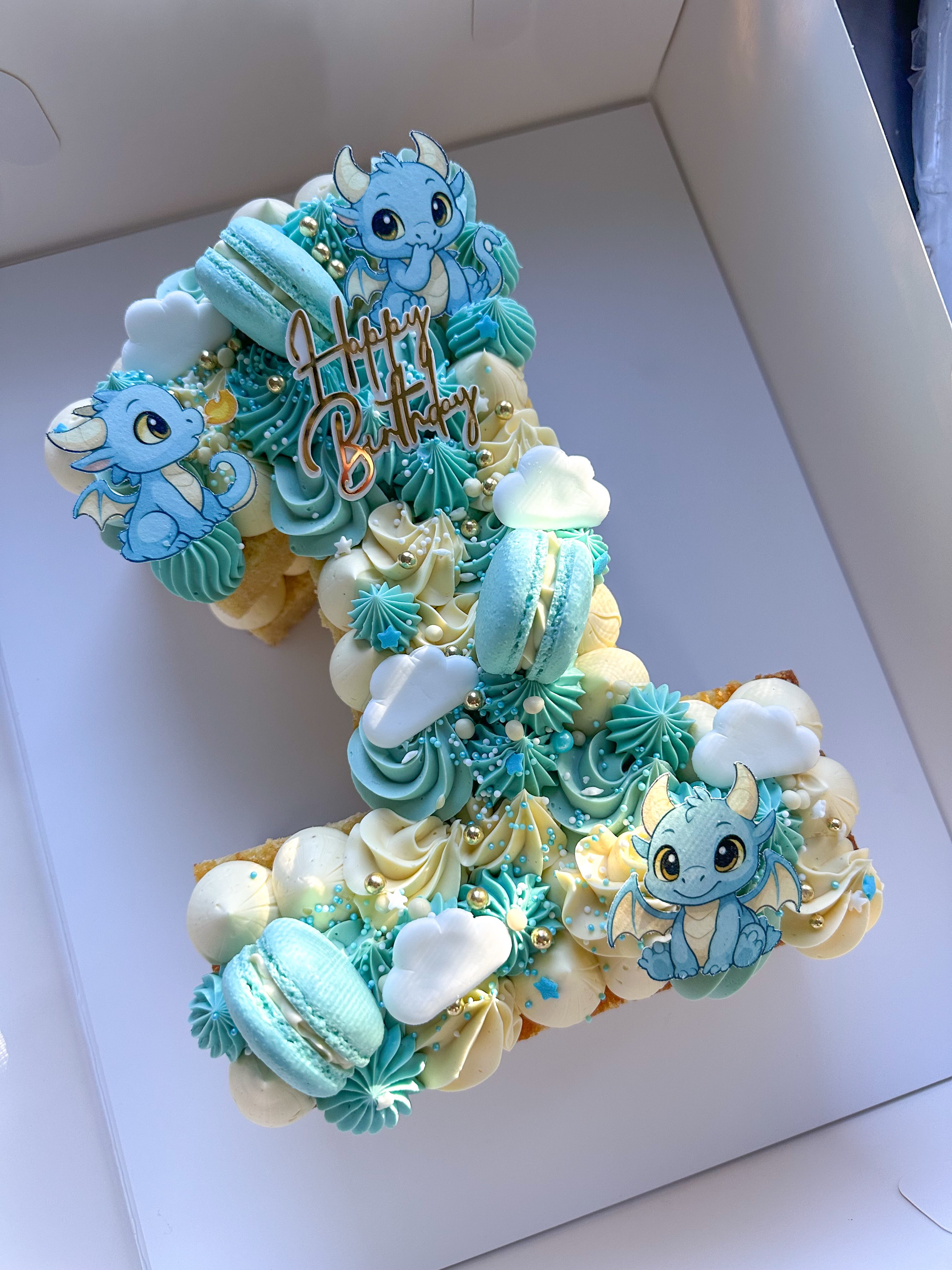 As always we are months behind posting cake photos 😂
Anyway I thought these were super cute 🩵
.
.
.
.
.
.
.
#bakerswannabake #numbercake #canberracakes