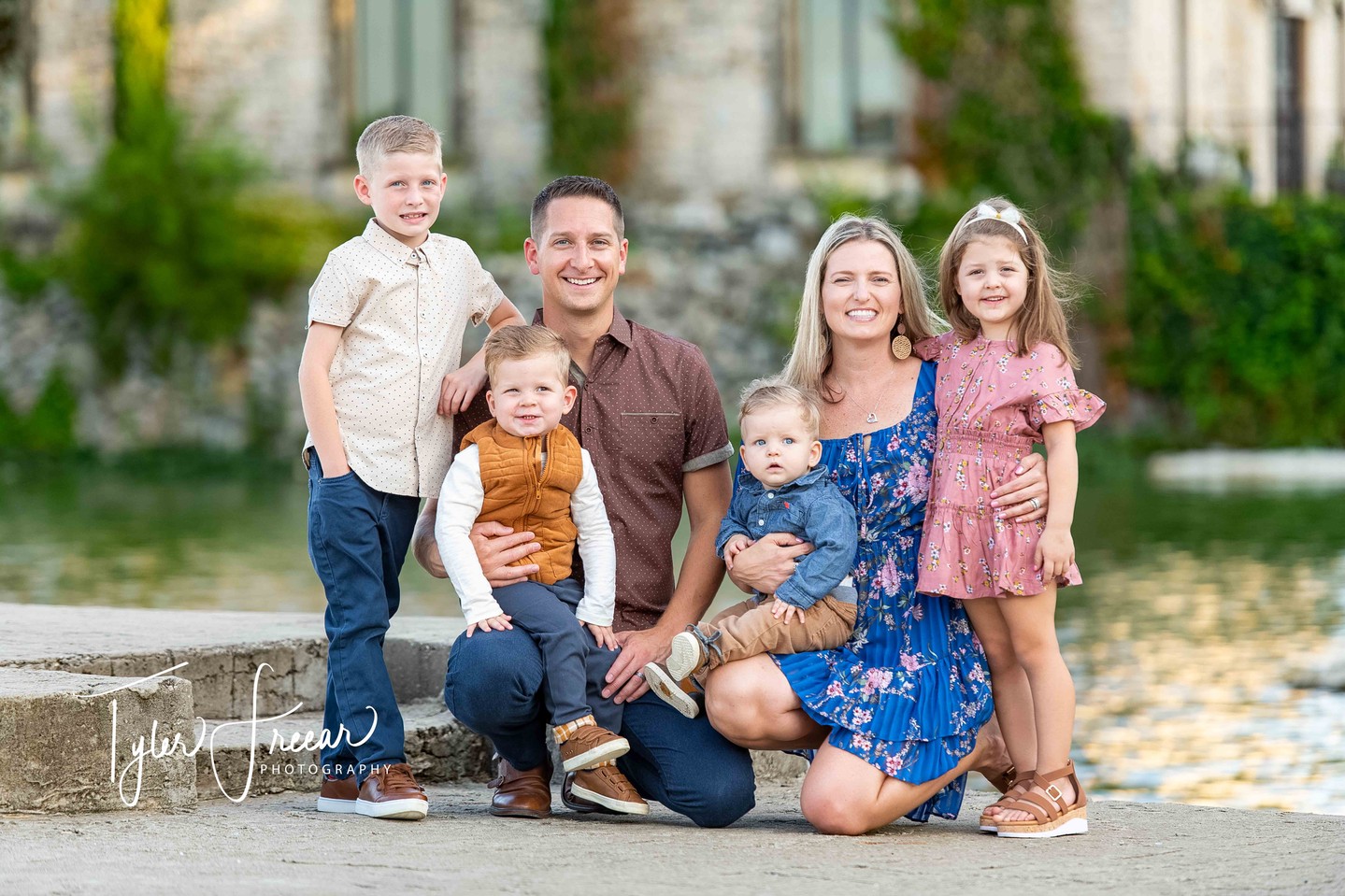 Taking appointments now for fall family photos!
