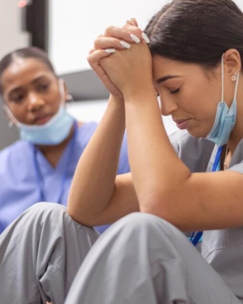 We notice small changes before things get worse. Trust your observations and speak up early - it can stop threat escalation before it starts. Want practical steps your team can use? Link in bio. š
How do you check in with your team and coworkers? Share one quick tactic below. #WorkplaceSafety #ViolencePrevention #SafetyCulture #ThreatRecognition #HealthcareSafety #CommunitySafety #VeterinarySafety #MunicipalSafety