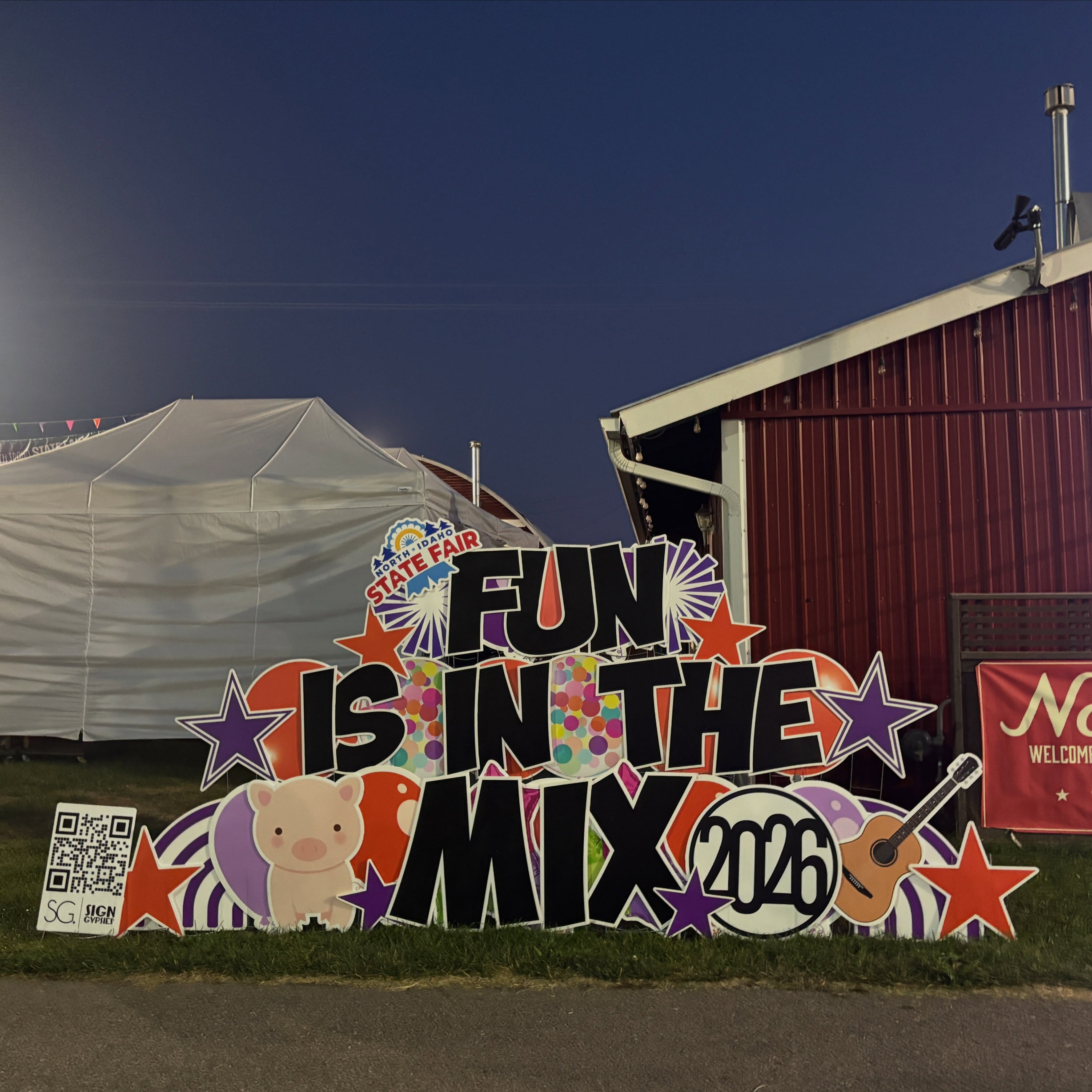 It’s opening day for the @northidahostatefair! Are you most excited for the exhibits? The rides? The food?
We were thrilled to return for our fourth year creating awesome signs to greet you at the fair. Be sure to stop and take pictures - and if you see me checking the signs (I’m there daily!) be sure to say hi!