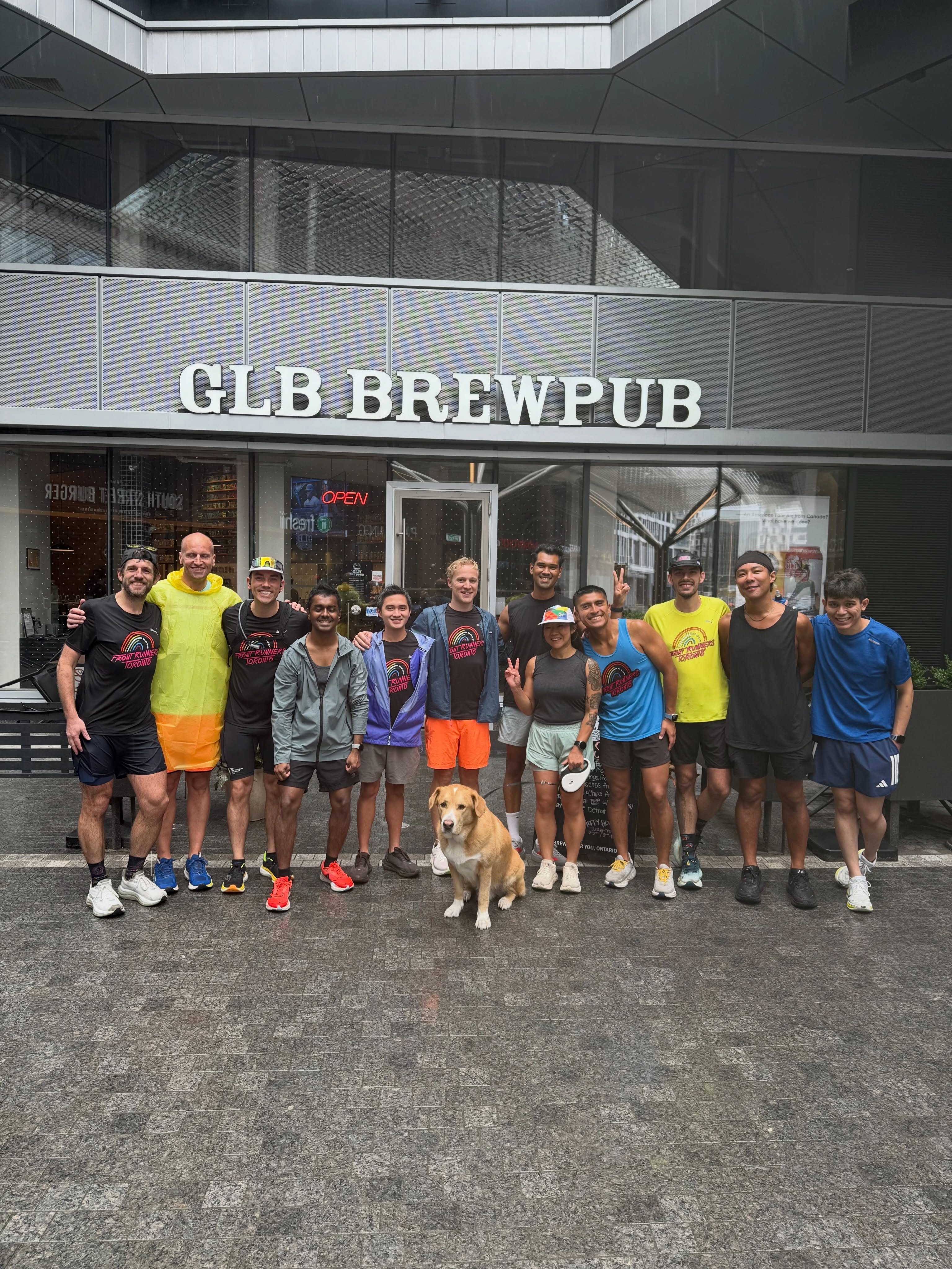 Yesterday’s GLB x FRTO collab run 🌧️🍺🏃♂️
We got absolutely soaked running through the pouring rain… but the beers and brunch at @greatlakesbeer made it 100% worth it. 🍻🍔
Great people, great run, great time. ❤️
📸 @zoom.zoom.romy / @giobetterrun / @jcorndog2