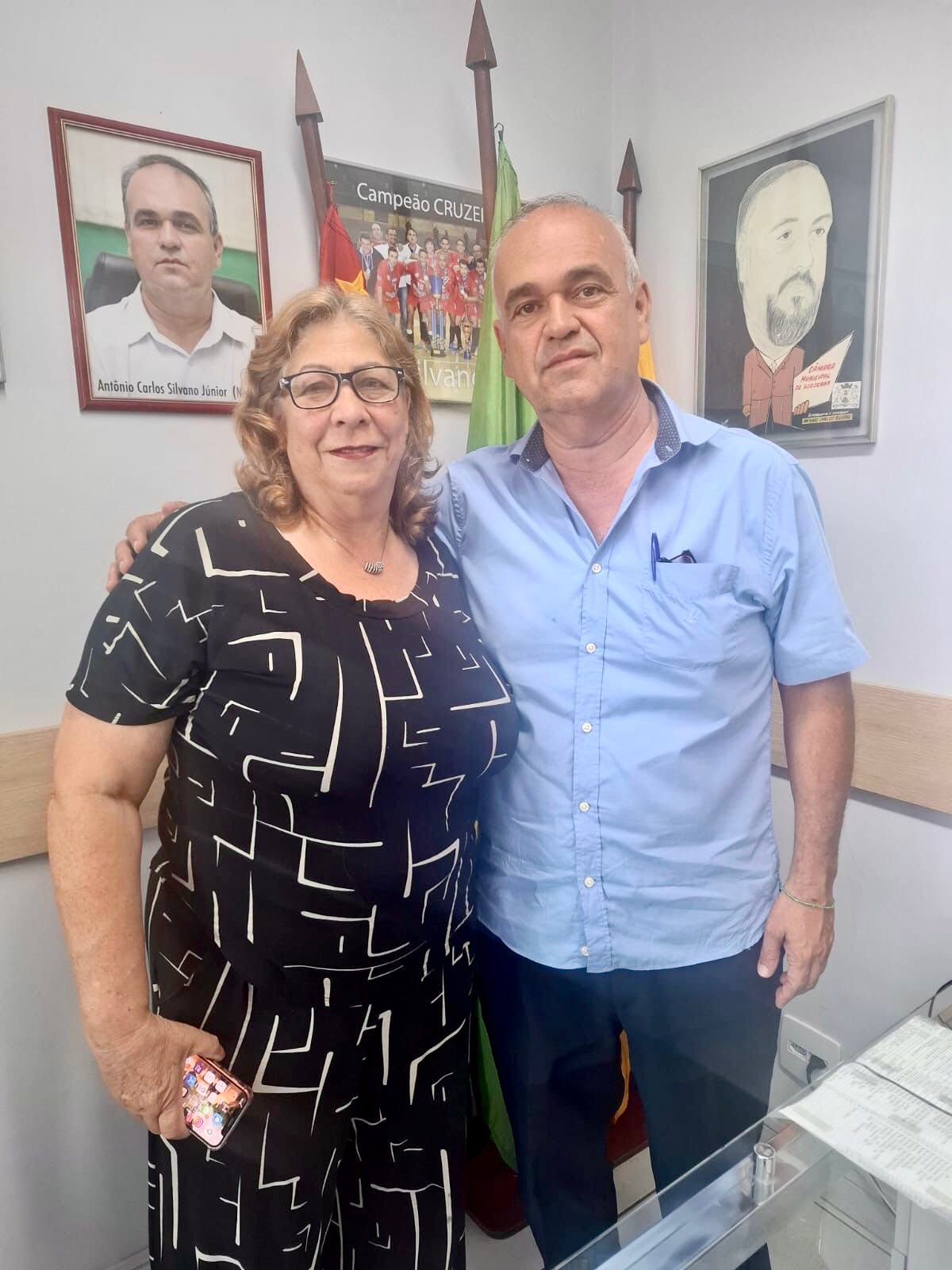 Reunião com a coordenadora e assistente social Cleide Machado e o vereador Silvano Jr
no gabinete parlamentar para tratar de uma pauta urgente e prioritária: a grave situação do desabastecimento e a falta de bolsas para pessoas ostomizadas no município.
Sendo que as bolsas são itens vitais para a saúde, dignidade e qualidade de vida dos assistidos que nos procuram por atendimento.
O parlamentar sempre coloca o mandato à disposição para acompanhar o caso e adotar as medidas cabíveis no âmbito legislativo para assegurar que os direitos dos ostomizados sejam respeitados.