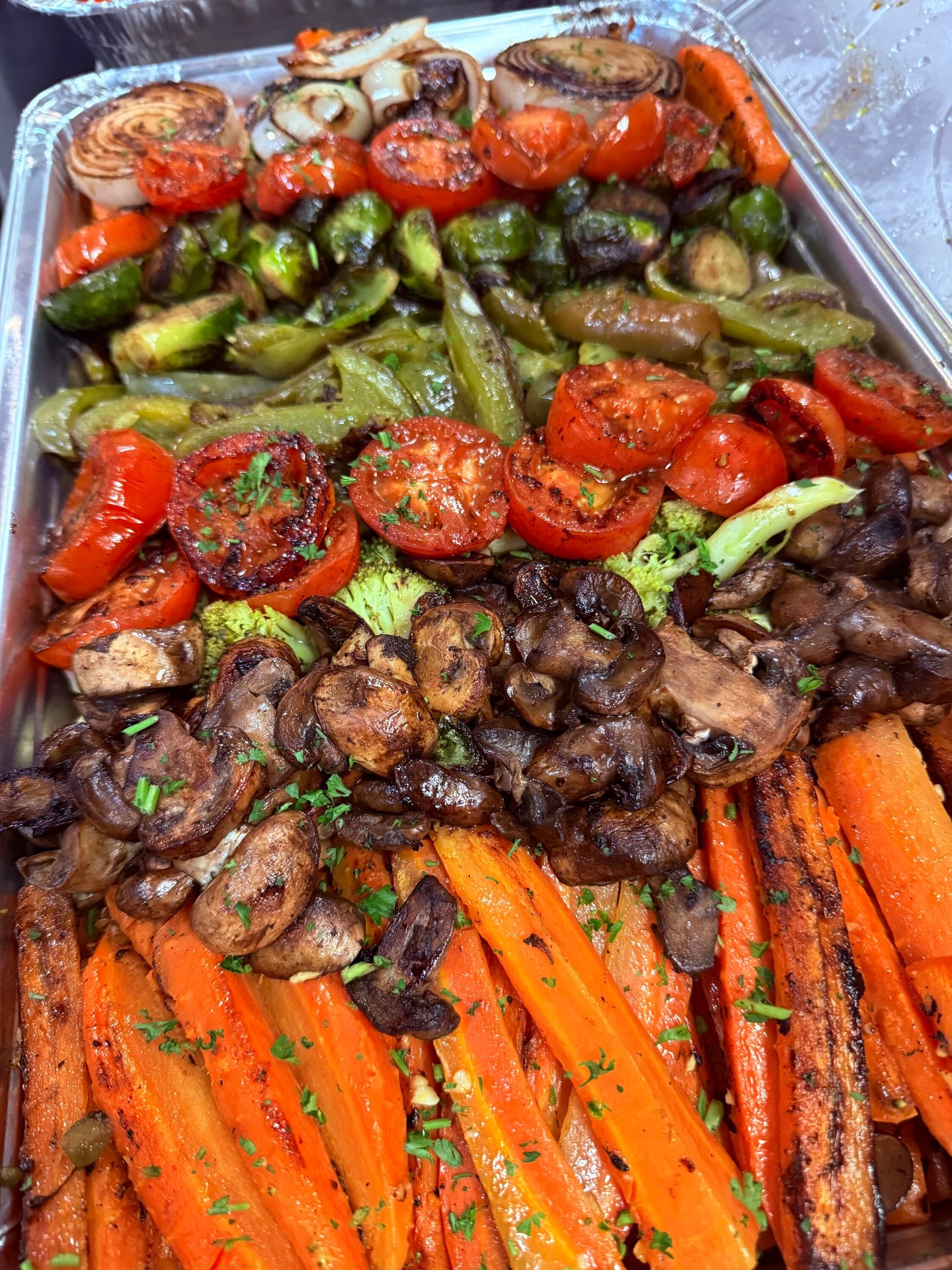 🥕🔥 SPOTLIGHT: PALERMO’S GRILLED VEGETABLE TRAYS 🔥🍅
Okay, we know… we post a LOT of pizza. 🍕😂
But take a look at THESE.
Fresh vegetables, grilled and roasted until they’ve got that beautiful char — tomatoes, onions, mushrooms, carrots, Brussels sprouts, broccoli, peppers and more.
Our Grilled Vegetable Trays are one of those catering sides that work with just about everything — chicken, pasta, sandwiches, party trays… or for the person at the party desperately searching for something that isn’t covered in cheese. 😂
🔥 Freshly prepared
🥕 Loaded with assorted vegetables
🍅 Grilled with plenty of color and char
🥗 An easy way to round out your catering order
Next time you’re ordering Palermo’s catering, don’t forget the vegetables.
Because apparently we CAN make something without putting mozzarella on it. 😂🇮🇹
📍 Palermo’s Restaurant & Pizzeria
674 Route 206 • Bordentown, NJ
🌐 www.PalermosTomatoPie.com
🍕 And remember: our Two-Pie Special is every Monday & Saturday!