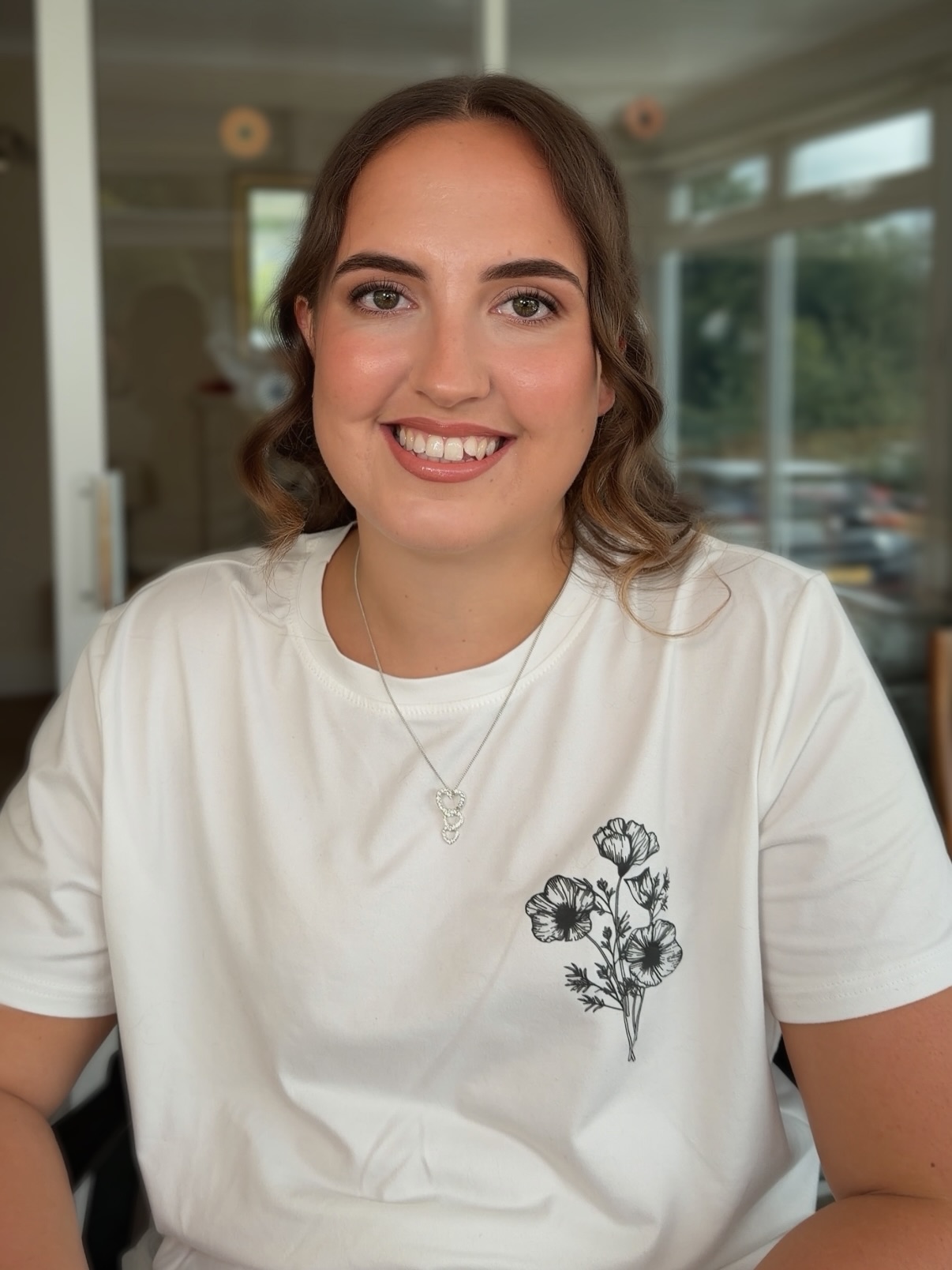 There’s a moment during the appointment where you can see it click
When a client stops seeing “makeup” and starts seeing herself, just more her.
That’s the whole point for me.
Not covering up, just bringing forward what’s already there 🤍
This look was for Jasmine’s mums wedding day, soft, warm, made to last through hugs, happy tears and dancing until the end of the nighy ✨
If this is the kind of feeling you’re after, my inbox is open 💌
#UKMakeupArtist #WeddingMakeupUK #SoftGlamMakeup #MidWales #AberystwythMUA