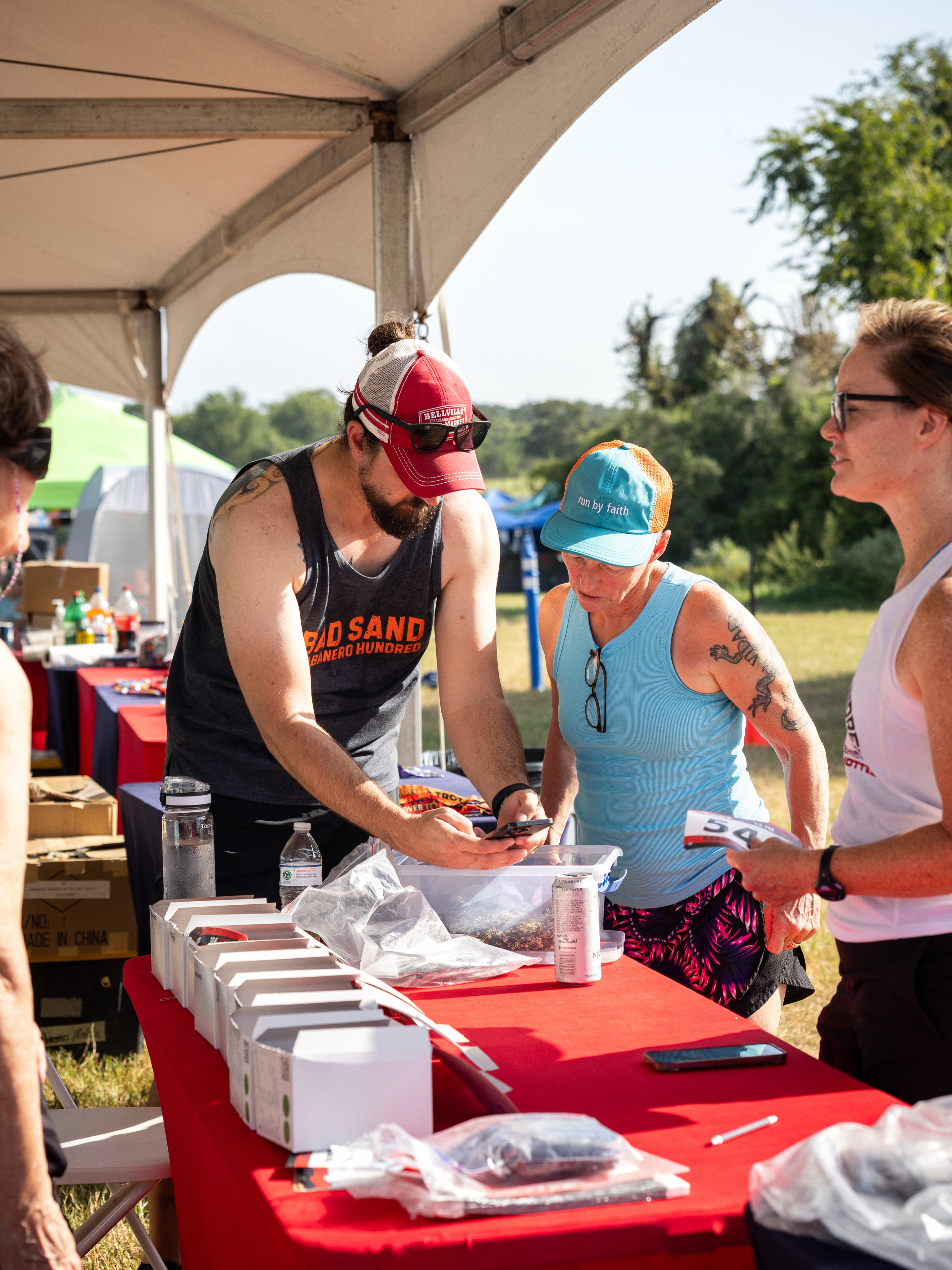 Packet Pickup is live at the main aid tent, near the starting arch! See you all at the start lines at noon.
Want to earn race credits and support these incredible runners? We have positions open today and tomorrow - https://www.habanerohundred.com/Race/Volunteer/TX/CatSpring/HabaneroHundred
#habanerohundred #trail #ultrarunning #getofftheroad