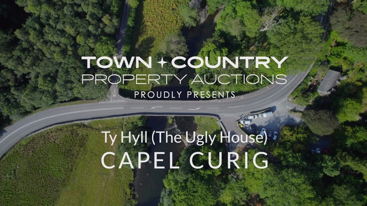 Ty Hyll - The (not so) Ugly House is up for sale. Some recent work we carried out for @townandcountry_uk
#theuglyhouse #eryri #snowdonia #visitwales