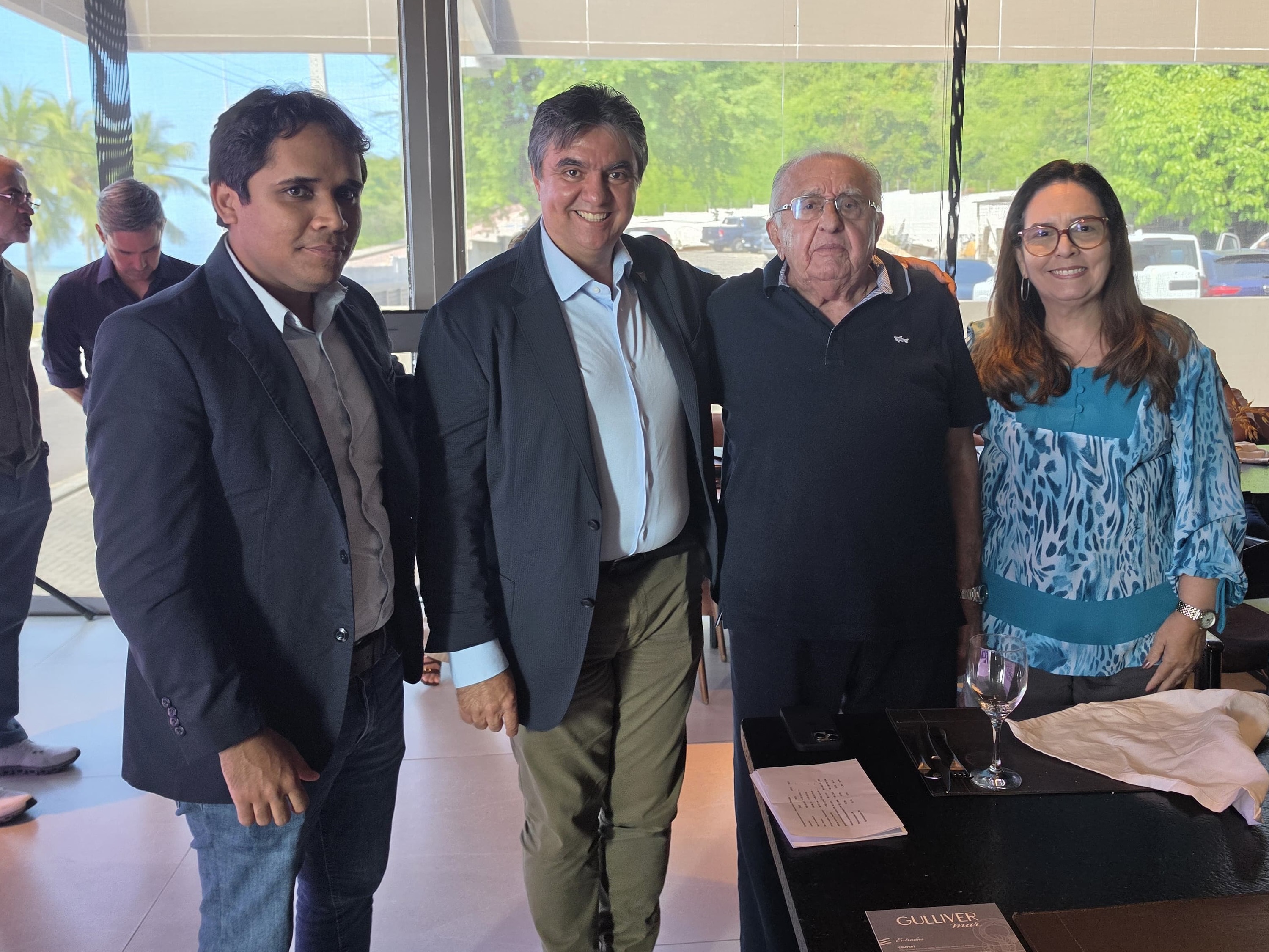 Um encontro dedicado a conhecer mais sobre a história do empresário João Carlos Paes Mendonça. Ele, que foi o fundador e primeiro presidente da APES, falou a convite da ASPB sobre ‘História, Visão e Inspiração’. O evento aconteceu em João Pessoa, na Paraíba, e contou com a participação do presidente da APES, Jailson Leite, da superintendente Silvana Buarque e do associado Adenilton Correia.