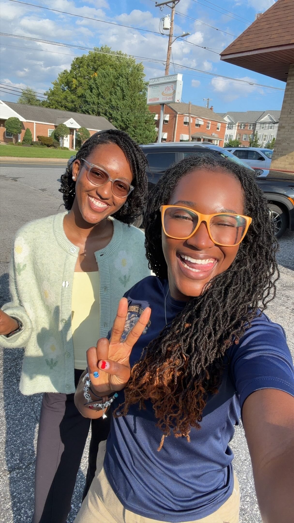 Being sisters is nice and all, but our biggest flex is that we’re both educators. The bonus? We’re both TFA.
I’m an alum, and she’s a ’26 corps member 🍎
#fyp #teacher #TFA #Baltimore #sisters
