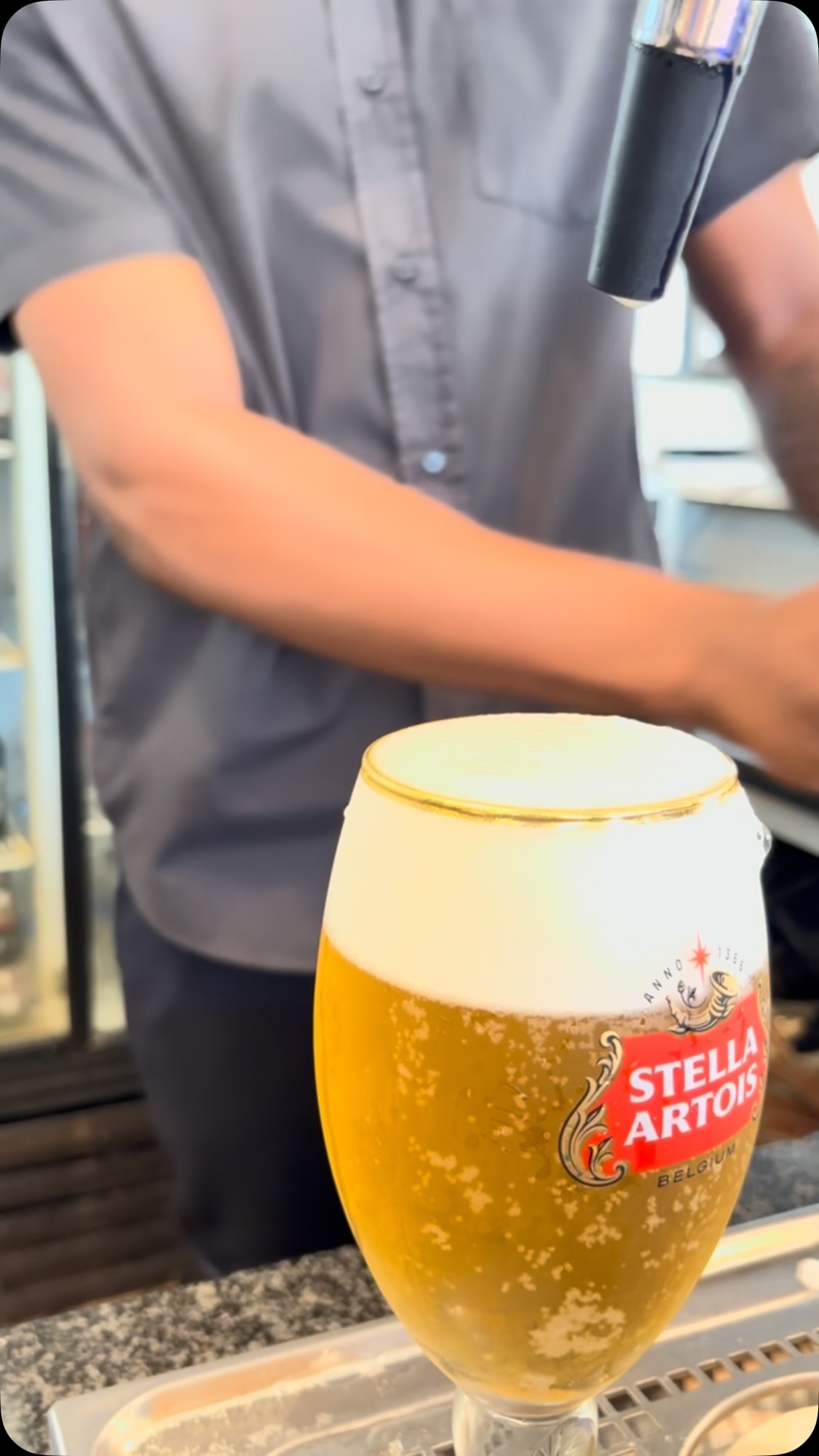 Come with us as we walk you through the Stella Artois Perfect Pour.
Yes, there’s a process!
Every Stella we serve goes through five necessary steps. (So don’t rush our barmen guys 😜)
First we prepare the glass (rinsed with chilled water), then we sacrifice (open the tap for the first flow), then pour (always at 45 degrees), skim the top off, and finally, serve with a crown of foam.
Sounds pretty heavenly right?
#ballito #restaurant #stellaartois #cafe #perfectpour