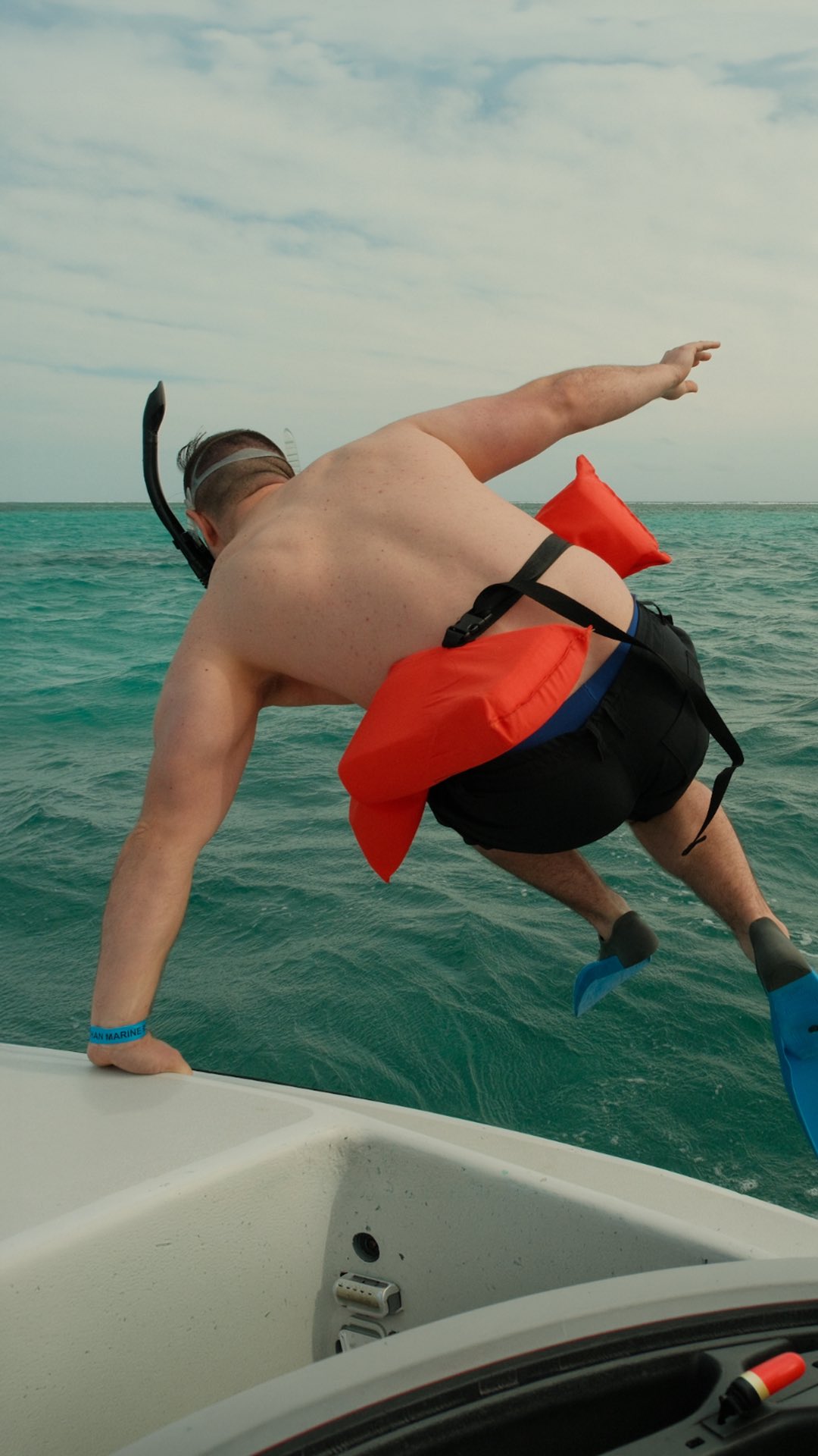 The perfect trip is never just one thing.
It’s where you wake up in the morning, the places you explore, the food you try, the people you meet, the days spent on the water, and the quiet moments in between.
Belize gives you so much to experience, and Ix Chel gives you the place to come back to at the end of it all.
A little adventure, a little rest, and a lot of moments you’ll wish you could do all over again.
#IxChel #BelizeTravel #SecretBeachBelize #VisitBelize #BelizeVacation