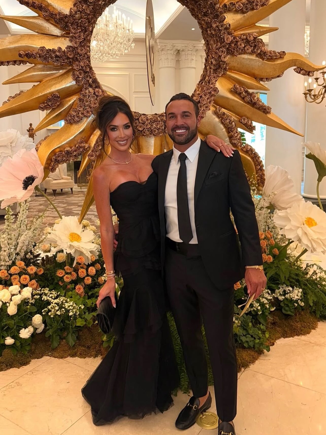 Monday Motivation 🤩
Love meeting to transform smiles of wife/husband, girlfriend/boyfriend, daughter/mother, bride/groom, and sister/sister! This power couple makes me smile EVERY time when I see them and their social media posts. Individually, they are beautiful people inside and out. Together, they are just fun to be with.
Featuring the beautiful HAPPY smiles of @leighkis (2021 - 12 units) and her hubby @gerry_raymond (2022 - 24 units)!
Goals achieved:
☑️ Wider smiles (fuller smiles)
☑️ Straighter smiles
☑️ Brighter smiles
☑️ Strengthened teeth
☑️ Replaced missing tooth
💯 Happy smiles
If you had been wanting your smile enhanced or to have a more confident smile? Book your consult today (link in bio) to start your own bespoke smile transformation!
📸 Credit: @leighkis
#mondaymotivation #couples #stunning #smiletransformation #cosmeticdentistry
