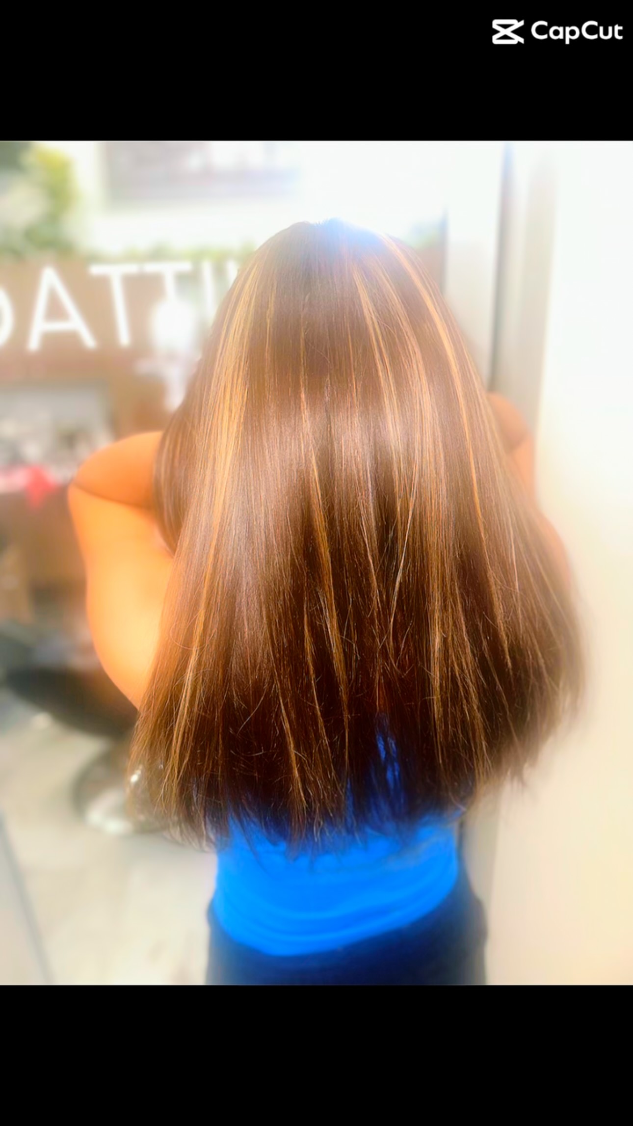 Caramel hi lites with all the contrast!🤎. Perfect for anyone wanting a noticeable change with that gorgeous sun kissed caramel glow #dattilohair#inshapefitness#swartzkopfblondeme #branfordsalonsuites #alluremagazine