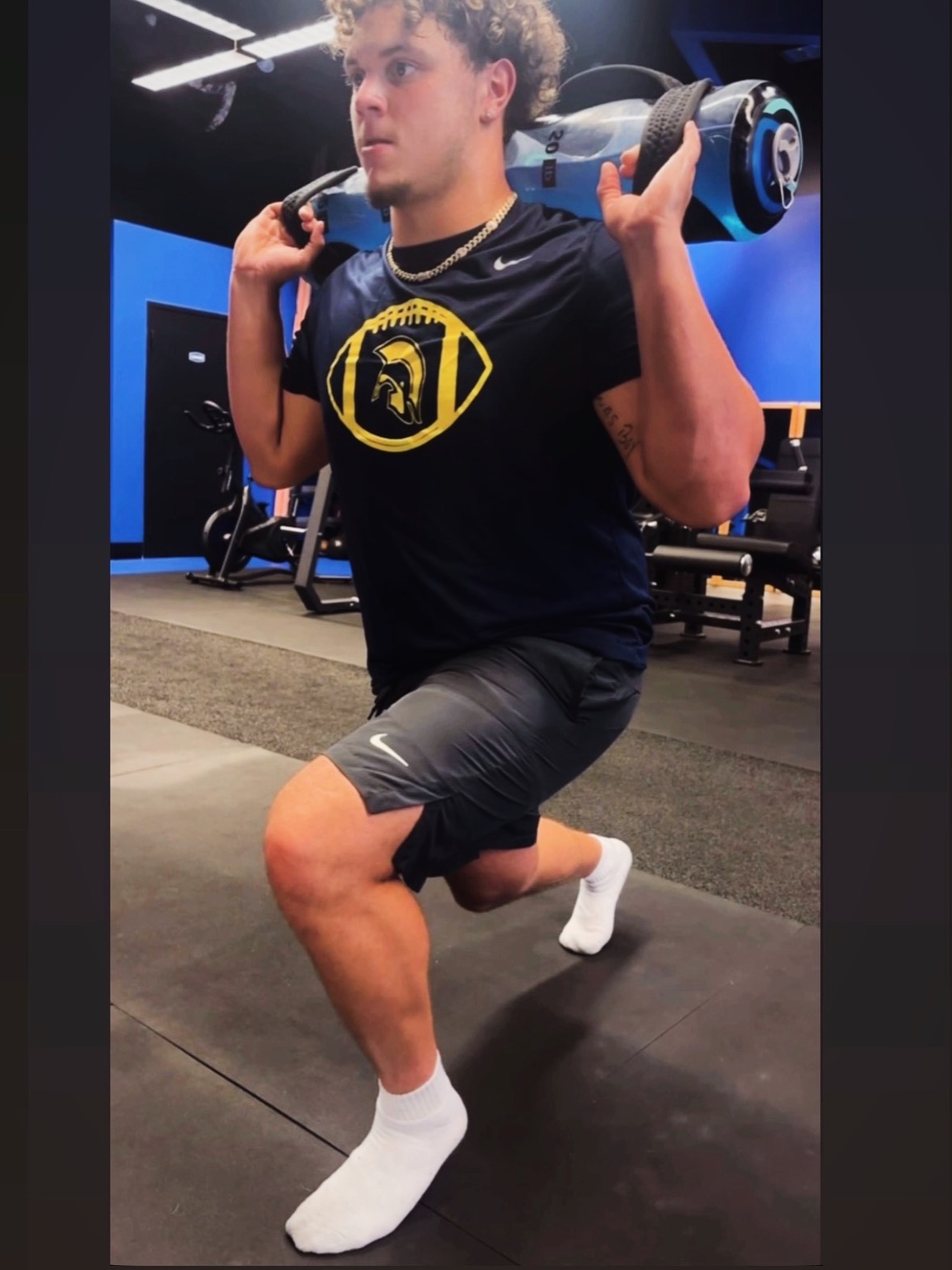 Ankle strengthening improves balance, stability, power, and control—helping athletes move better and reduce the risk of injury.
Build strength from the ground up. 🔥