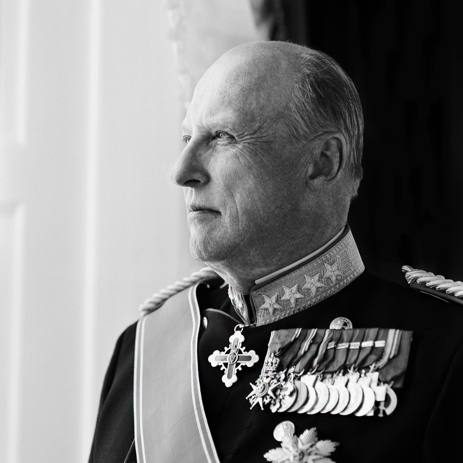 KING HARALD V OF NORWAY — 1937–2026
It is with sadness and respect that Odin’s Warrior Tribe marks the death of His Majesty King Harald V of Norway, who died peacefully at Oslo University Hospital, Rikshospitalet, at 6:35 a.m. on Friday, August 28, 2026. He was 89 years old and had served as King of Norway for more than 35 years.
King Harald lived a long and remarkable life through extraordinary changes in Norway and Europe. Born in 1937, he was only three when Germany invaded Norway in 1940. The Royal Family was forced into exile, and the young prince spent much of the war in the United States with his mother and sisters before returning to a liberated Norway in 1945. He would eventually become a monarch known for warmth, humor, steadiness, and an abiding faith in the Norwegian people.
He was also a trained soldier and officer—not simply the holder of honorary military titles. As a young man Harald entered the Norwegian Cavalry Officers’ Training School and completed his military education at the Norwegian Military Academy in 1959, in addition to fulfilling his compulsory military service.
For our Tribe, this loss feels particularly close. We spend part of most summers in Norway, have Tribe members there, and return frequently to visit the great heritage sites of the Viking Age, conduct research, meet friends, and attend gatherings such as Midgardsblot. The Chieftain trained with Norwegian Special Forces.
Norway has become a place of friendship, learning, faith, and memory for many of us. To our Norwegian tribesmen, our friends there, and all the Norwegian people mourning today, we offer our deepest sympathy and respect.
Norway is now in an official period of national mourning. In accordance with the Norwegian Constitution, the Crown passed immediately to Harald’s son, who today announced that he will reign as King Haakon VIII and retain the royal motto of his father, grandfather, and great-grandfather:
Alt for Norge — All for Norway.
The old words of the Hávamál seem fitting:
"Cattle die, kinsmen die, you yourself will also die; but the fame of one who has earned it never dies."
Kongen er død – leve kongen!
The King is dead — long live the King.