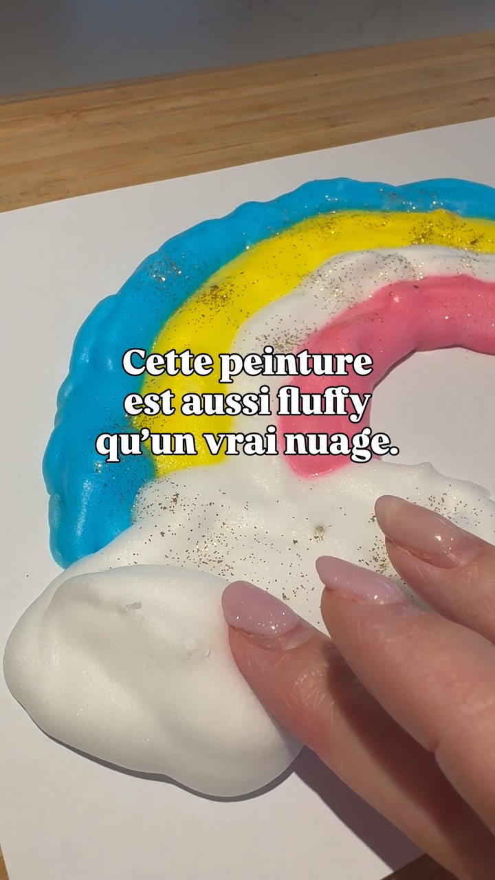 Cette peinture est aussi fluffy qu’un vrai nuage. 🌈
Ma fille a voulu y retoucher encore et encore, fascinée par cette texture qu’elle n’avait jamais sentie.
Cette maman épuisée qui ne savait plus comment occuper ses enfants sans culpabiliser... c’était moi.
Et un jour tout a changé.
Je m’appelle Marion, créatrice de la Méthode 0 Écran avec plus de 50 activités créatives, sensorielles et magiques pour une parentalité bienveillante loin des écrans, avec ce que tu as déjà à la maison. 🌿
Cette peinture nuage fait partie de la Méthode 0 Écran et de la Méthode Été 0 Écran, et son secret, tu ne le trouveras que là-dedans. 🌈☀️
Plus de 100 familles en Europe et jusqu’au Canada vivent ça cet été.
Pas pour leurs enfants mais pour elles. 🌍
Il reste 1 semaine avant la rentrée.
Tu veux l’avoir vécue ou subie ?
Je sauve tes mercredis, tes week-ends, tes vacances, mais surtout ta patience. 🌿
Commente « NUAGE » et je t’envoie la Méthode 0 Écran 🌈
#maman #activiteenfant #vacances #sansecran #enfant