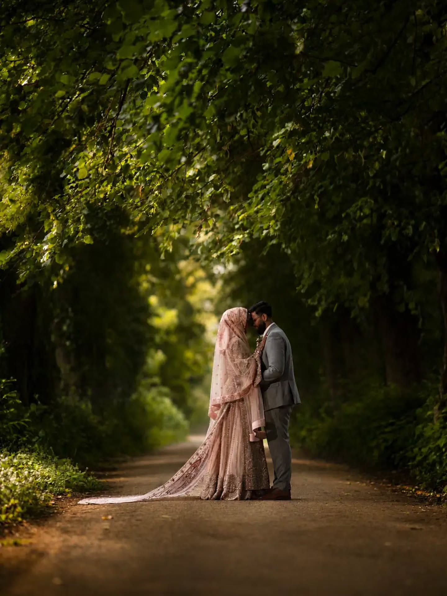 Where Love Finds Light ✨
Photography @creativecapturesuk
Cinematography @creativecapturesuk
#wedding #photography