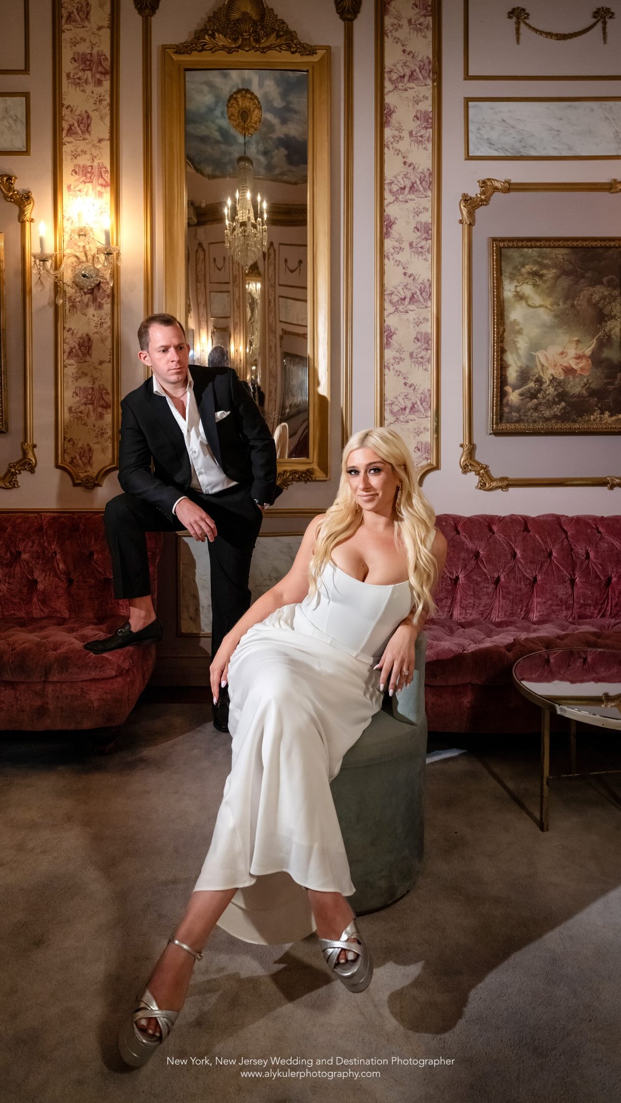 Would you want engagement photos like THIS? 🤍
.
Photographer: @alykulerphotography
Location: @dearirving
Couple: @amandabancala @evancmeyers
.
#EngagementPhotos #EngagementSession #NYCWeddingPhotographer #NewJerseyWeddingPhotographer #EngagedCouple