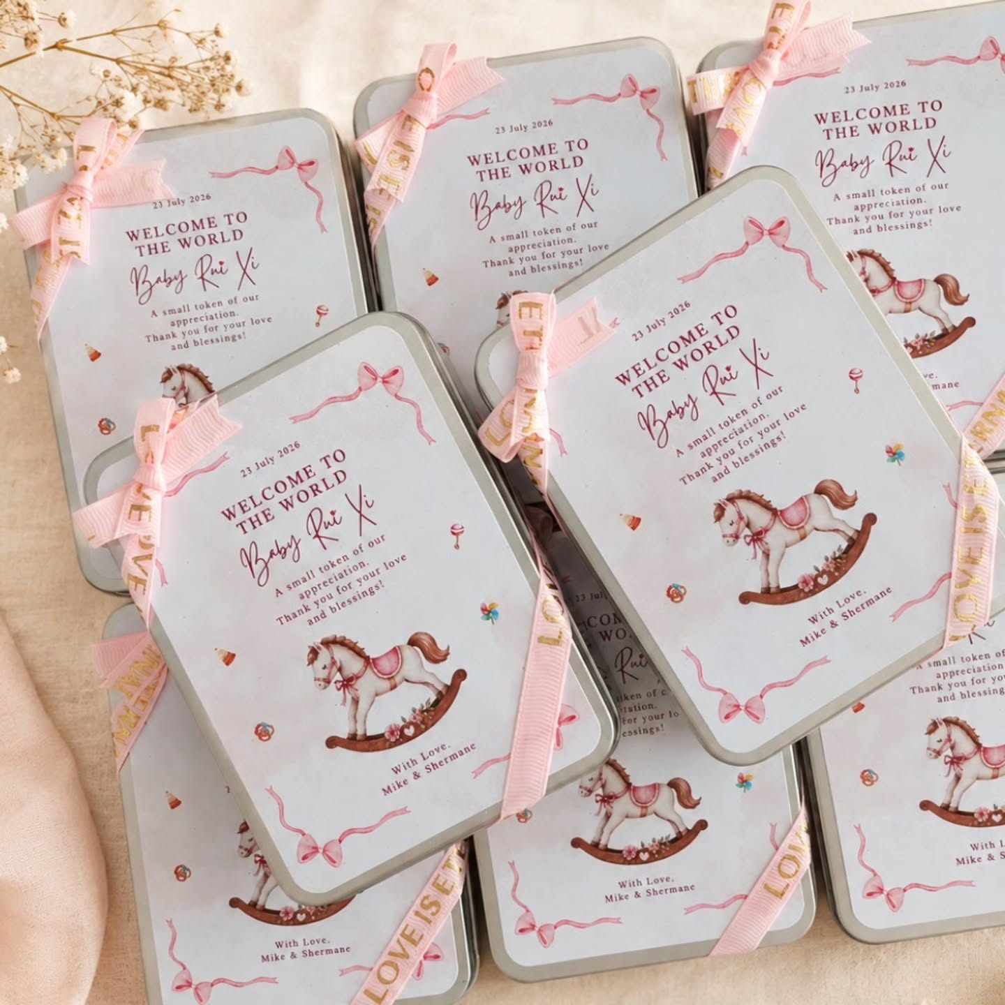 🌙 Baby Rui Xi’s Full Moon Celebration 🌙
A little celebration for a little one, filled with lots of love. 🤍
Celebrating Baby Rui Xi’s full moon milestone with our handcrafted butter cookies, thoughtfully prepared to share a little sweetness with family and friends. 🍪✨
There’s something so special about full moon celebrations — bringing loved ones together to welcome a new little blessing into the world. 🍼🌸
Thank you, Mommy & Daddy, for letting Venice Cookies be part of this beautiful moment.
Welcome to the world, Baby Rui Xi. 🥰
May your days ahead be filled with love, laughter, good health and endless happiness. ✨
#VeniceCookies #Malaysia #FullMoonCelebration #FullMoonGift #满月