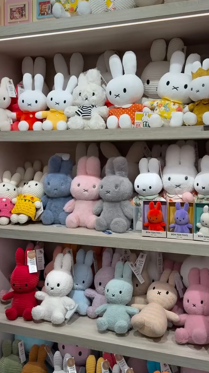 Meet the Miffy family 🐰🤍 And trust us… it’s BIG!
From Miffy plush in all shapes and sizes to colourful keychains and adorable bag charms, there’s a Miffy for every mood and every adventure. ✨
Choose a cuddly companion for home or a little Miffy to take everywhere on your keys or favourite bag. 🫶🏻
Explore the whole family at your nearest MOOII store — and maybe take one (or two 👀) home with you!
@mooii_aus 🎀🐰
#Miffy #MiffyAustralia #MiffyPlush #MiffyKeychain #MiffyBagCharm MiffyLovers MOOIIAustralia