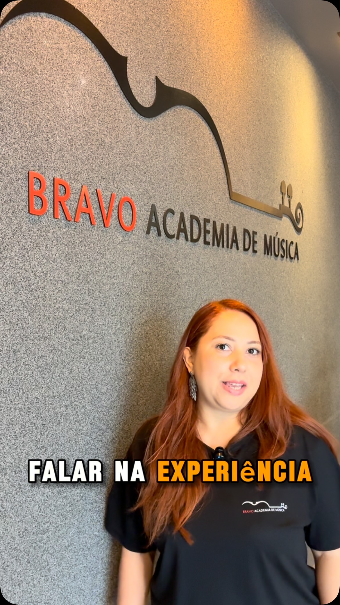 Você tem 60 anos ou mais e quer viver uma nova experiência através da música? 🎶
A 𝗘𝘅𝗽𝗲𝗿𝗶ê𝗻𝗰𝗶𝗮 𝗠𝘂𝘀𝗶𝗰𝗮𝗹 𝟲𝟬+ da Bravo foi pensada para proporcionar momentos de aprendizado, interação e contato com a música de forma leve e acolhedora.
Serão 𝟰 𝗮𝘂𝗹𝗮𝘀 𝗮𝗼 𝗹𝗼𝗻𝗴𝗼 𝗱𝗲 𝗱𝘂𝗮𝘀 𝘀𝗲𝗺𝗮𝗻𝗮𝘀, com atividades que estimulam ritmo, memória, concentração, coordenação e convivência em grupo.
E para você conhecer um pouco melhor essa proposta, teremos um 𝗮𝘂𝗹ã𝗼 𝗮𝗯𝗲𝗿𝘁𝗼 𝗲 𝗴𝗿𝗮𝘁𝘂𝗶𝘁𝗼 no dia 𝟬𝟯 𝗱𝗲 𝘀𝗲𝘁𝗲𝗺𝗯𝗿𝗼, à𝘀 𝟭𝟴𝗵, aqui na Bravo.
Não é necessário saber cantar ou tocar nenhum instrumento. Para participar do aulão, basta fazer um cadastro conosco.
📍 Bravo Academia de Música
Av. Nossa Senhora de Fátima, 19-89 — Jardim Europa, Bauru/SP
📲 𝗪𝗵𝗮𝘁𝘀𝗔𝗽𝗽: (𝟭𝟰) 𝟵𝟵𝟭𝟵𝟲-𝟲𝟵𝟳𝟱
Entre em contato e faça sua inscrição para o 𝗮𝘂𝗹ã𝗼 𝗴𝗿𝗮𝘁𝘂𝗶𝘁𝗼!
#BravoAcademiaDeMusica #ExperienciaMusical60Mais #60Mais #MusicaParaTodos #Bauru