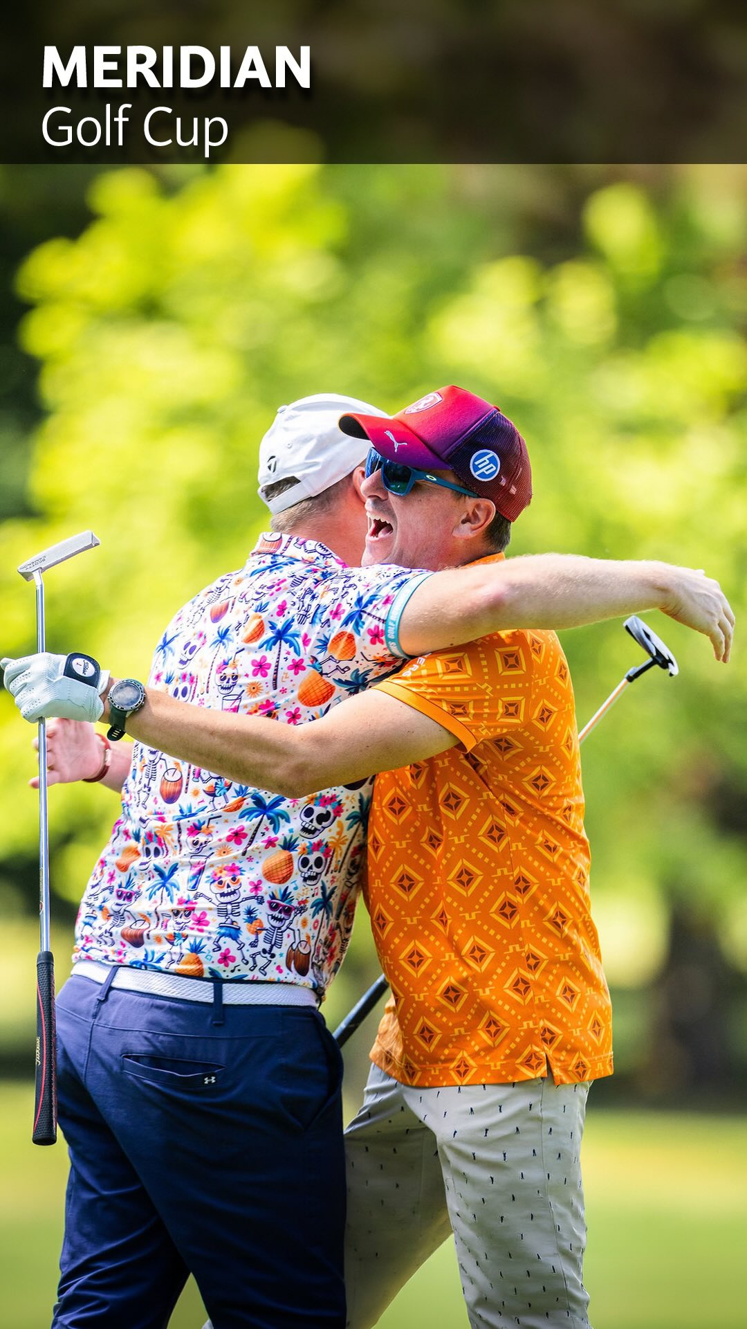 🎯 Meridian Golf Cup 2026: @golfresort_kvary, skvělá atmosféra a společný večer
Meridian Golf Cup 2026 nebyl jen o golfových výsledcích. Celý den se nesl ve znamení karlovarské atmosféry a skvělých partnerů, kteří pomohli vytvořit jedinečný charakter celého turnaje – a to doslova. 😀
Hosty přivítal welcome drink v podobě šampaňského Palmer od @Vino.Marty.Cz. Během dne nechyběly rumy Planteray od @Warehouse1cz ani luxusní kosmetika @klararott . O stylovou a elegantní atmosféru se postaraly také modelky v outfitech @peakperformanceczsk.
Celým turnajem nás s ultimátním humorem a energií provedl @Nastyinthegame, který byl skvělým zpestřením nejen zahájení, ale i slavnostního vyhlášení výsledků. O ceny pro vítěze se postarali naši partneři, např. @golf.shop4you a @delor_slovanskydum .
A večer? Ten patřil jedné z novinek letošní Tour – propojení projektů Meridian CZ a Meridian SK. Všichni jsme se společně setkali v ikonickém prostředí @grandhotelpupp na Meridian Cocktail Party, kde golfový den plynule přešel ve večer ve skvělé společnosti.
Děkujeme všem partnerům a účastníkům, kteří byli součástí této výjimečné atmosféry.
Let’s play – stylově, srdcem a společně.
Váš tým CONNEA 💚
#MeridianGolfTour #Golf2026 #BusinessGolf #MeridianGolfCup #PeakPerformance