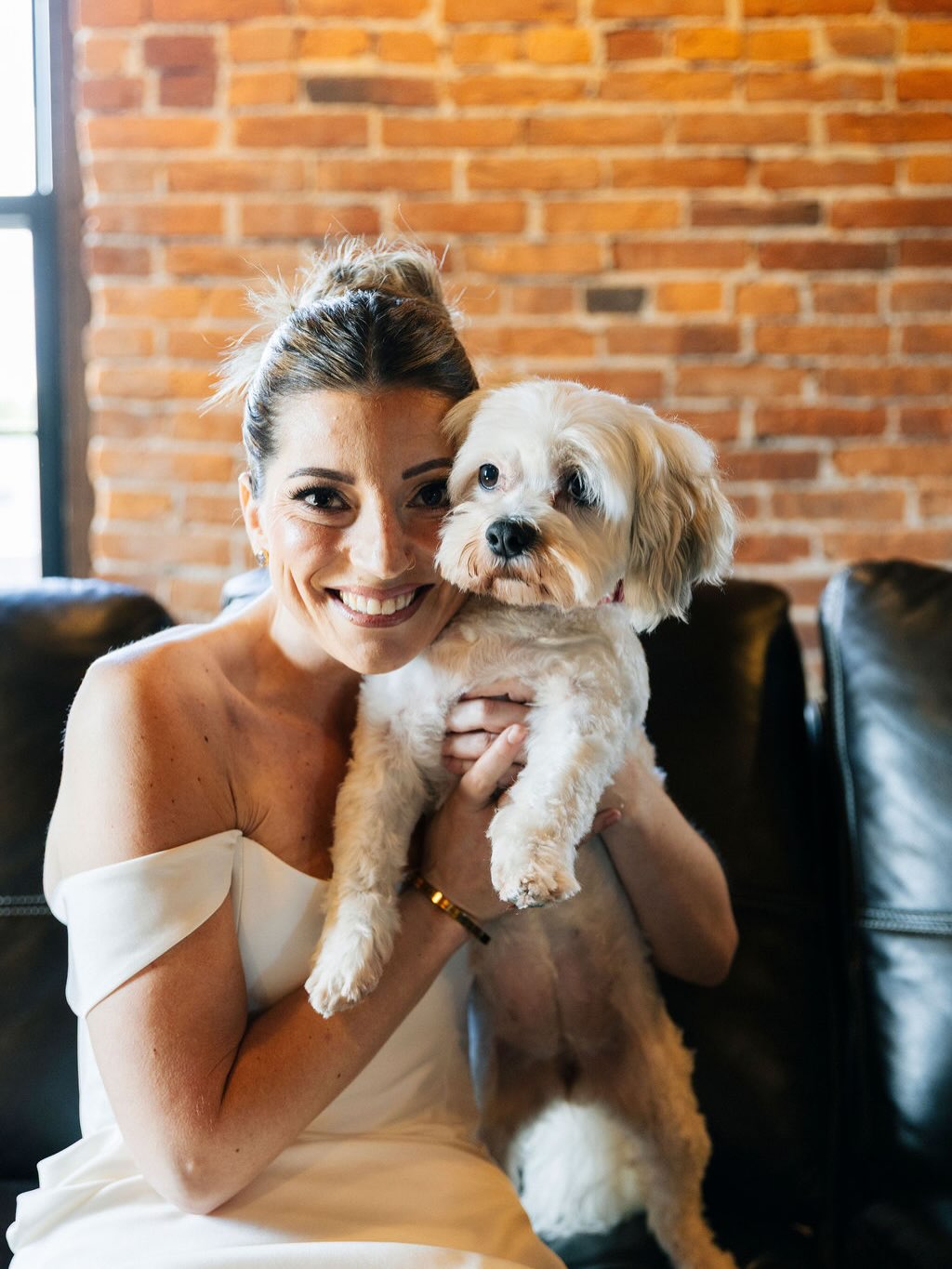 All the puppy love 🐾 We heard it was national dog day, so we had to share some adorable photos from Paige & Holly’s wedding featuring the most precious moments with their fur babies 🥹🐶 Oh! Did ya know the BH is dog friendly if you want to include your furry friend in your ceremony & photos?! Big fan of the sweet angel pups 🤍 Bring’em 🙌🏼
H&P’s Wedding Details:
Photographer: @freefloatingmedia
Coordinator: @aalearayy with @thebookinghouse
Caterer: @thejdkgroup
Rentals: @carolinesrentals
DJ: @djjohnnyresto
Photo Booth: @kingronentertainment
Beauty: @darlingbridalco
Content Creator: @kdhmediagroup
Desserts: @doncannolicatering
Couple: @hollyrosekulaabrams & @koolrealcool