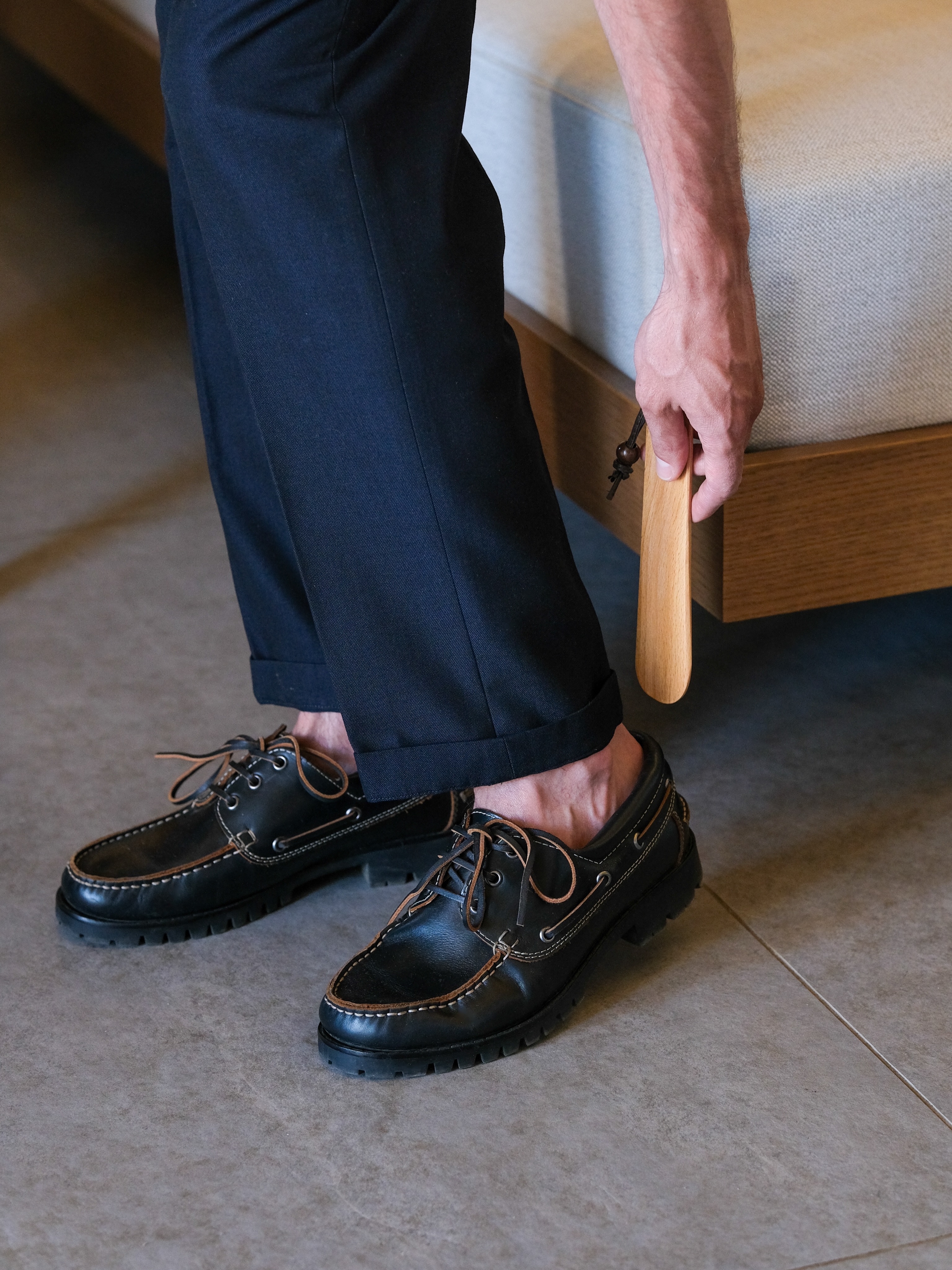 At LAREN, we offer a wide range of hotel accessories designed to contribute to the perfect stay for your guests.
Stylish shoe horns available in different materials and sizes, with the option for bespoke personalisation to complement your hotel’s identity.
Thoughtful details that make every stay more comfortable.