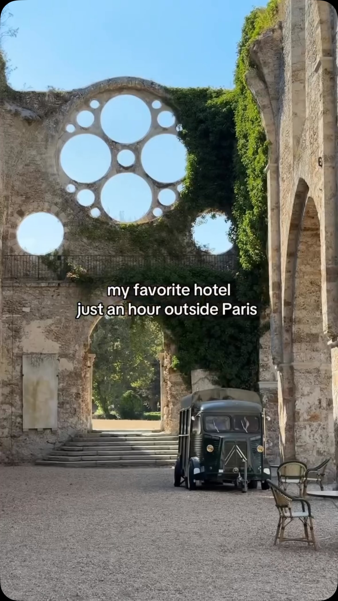 Did you know you could sleep in an abbey near Paris ? @abbayedesvauxdecernay_hotel is a must!
Follow us for more tips!
Subscribe to our newsletter link in bio and https://lp.constantcontactpages.com/sl/zEb681E
Video @rachelmariiieee
#paris #americaninparis #parisguide #frenchcountryside