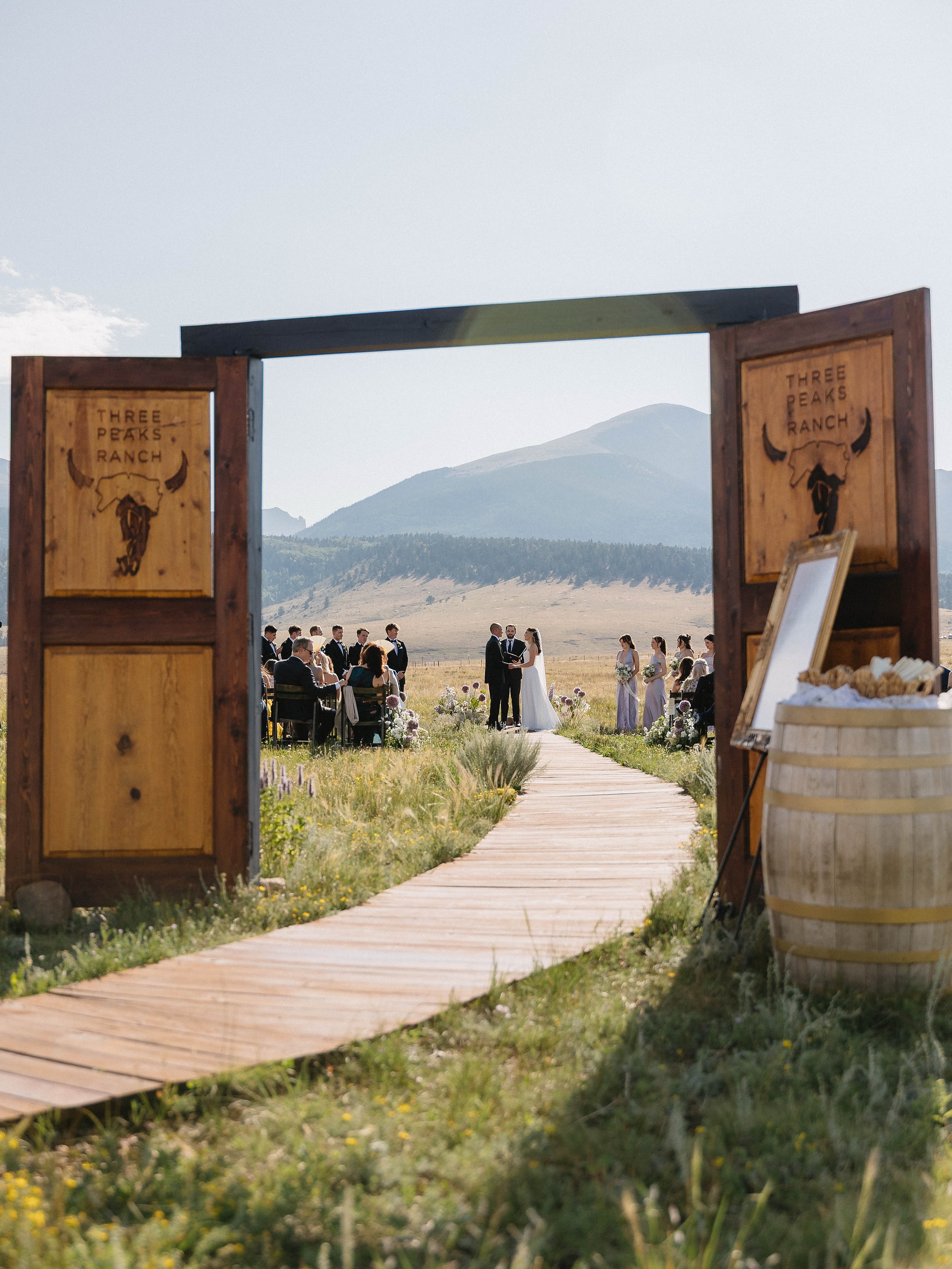 A perfect mountain wedding day looks like a little bit of rain, a little bit of sunshine, a breeze through the mountains, and a golden hour that makes you forget about everything else. 🤍
The kind of day that feels completely, perfectly theirs. ⛰️✨
Venue @thethreepeaksranch
Planning @theperfecttouch_co
Beauty @the_day_colorado / @beautybyrebeca / @jaundeanna
Florals @wildflowerandwillowfloral