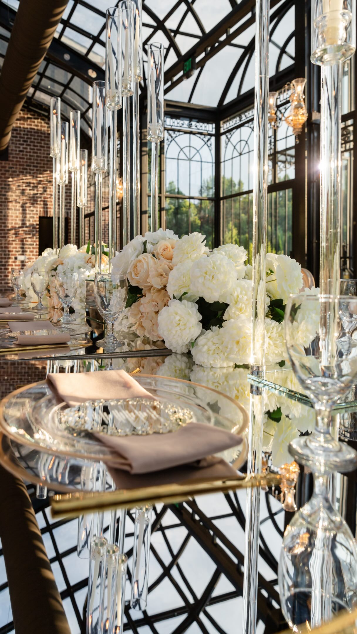 Some moments are truly Magical!
Bride @highvibes_____
Videographer - @bwfilmms
Venue - @theconservatoryblackberryridge