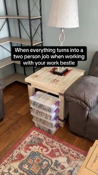 When everything turns into a 2 person job… 🙋♀️ Tag your work bestie who's always down to help you lift the heavy stuff (even when it's not that heavy).
Moving day is just better with your person.