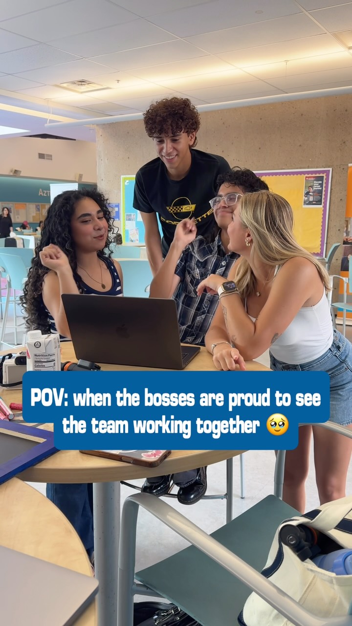 They were working way too hard on that food delivery order š
We love the collaborative effort and positive energy of our social media team! Even if itās for Chick-fil-A ā¦
#PimaCommunityCollege