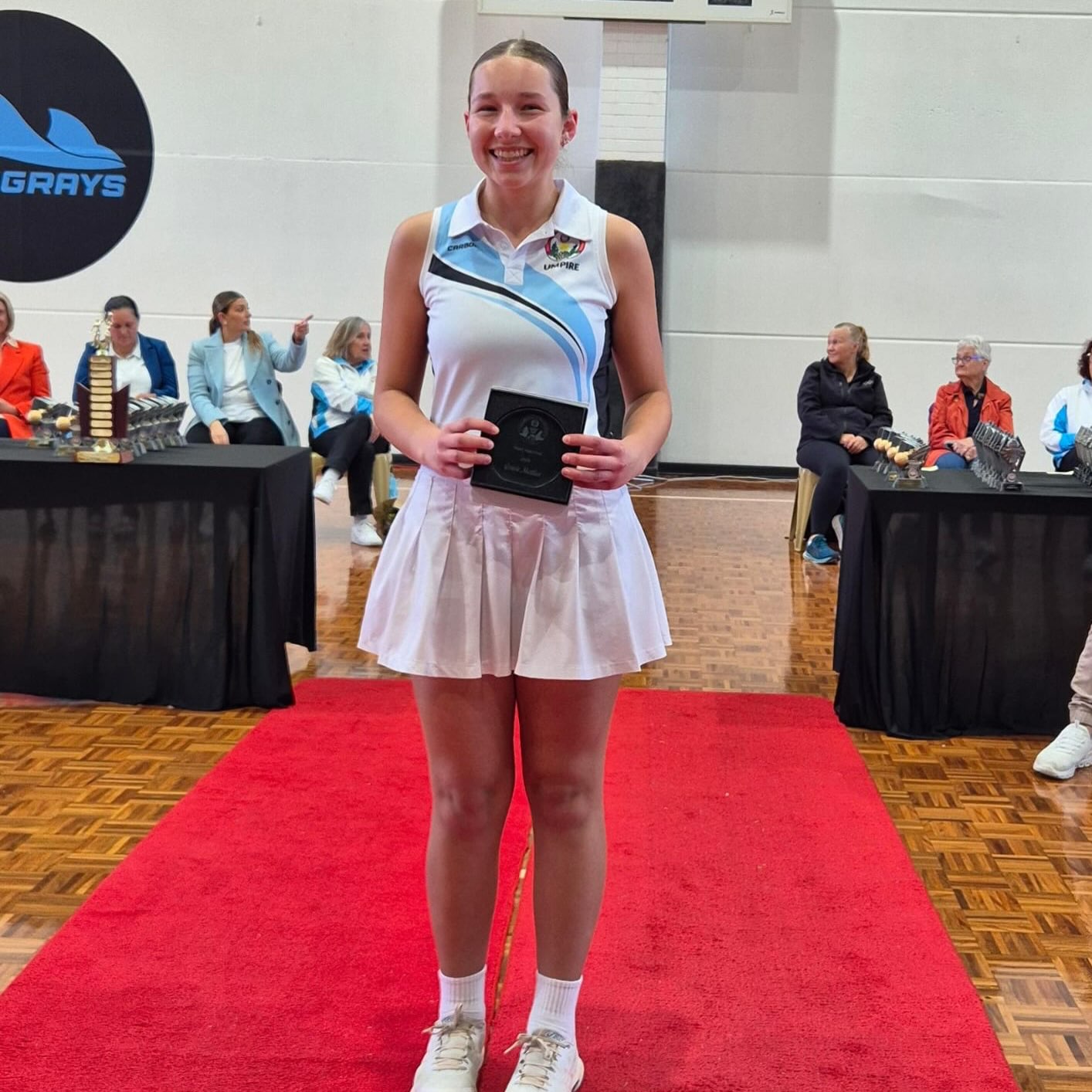 Congratulations Gracie Metliss (Menai Hawks Netball Club) - SSNA most improved umpire 🏆💛🖤
@sutherlandshirenetballassoc