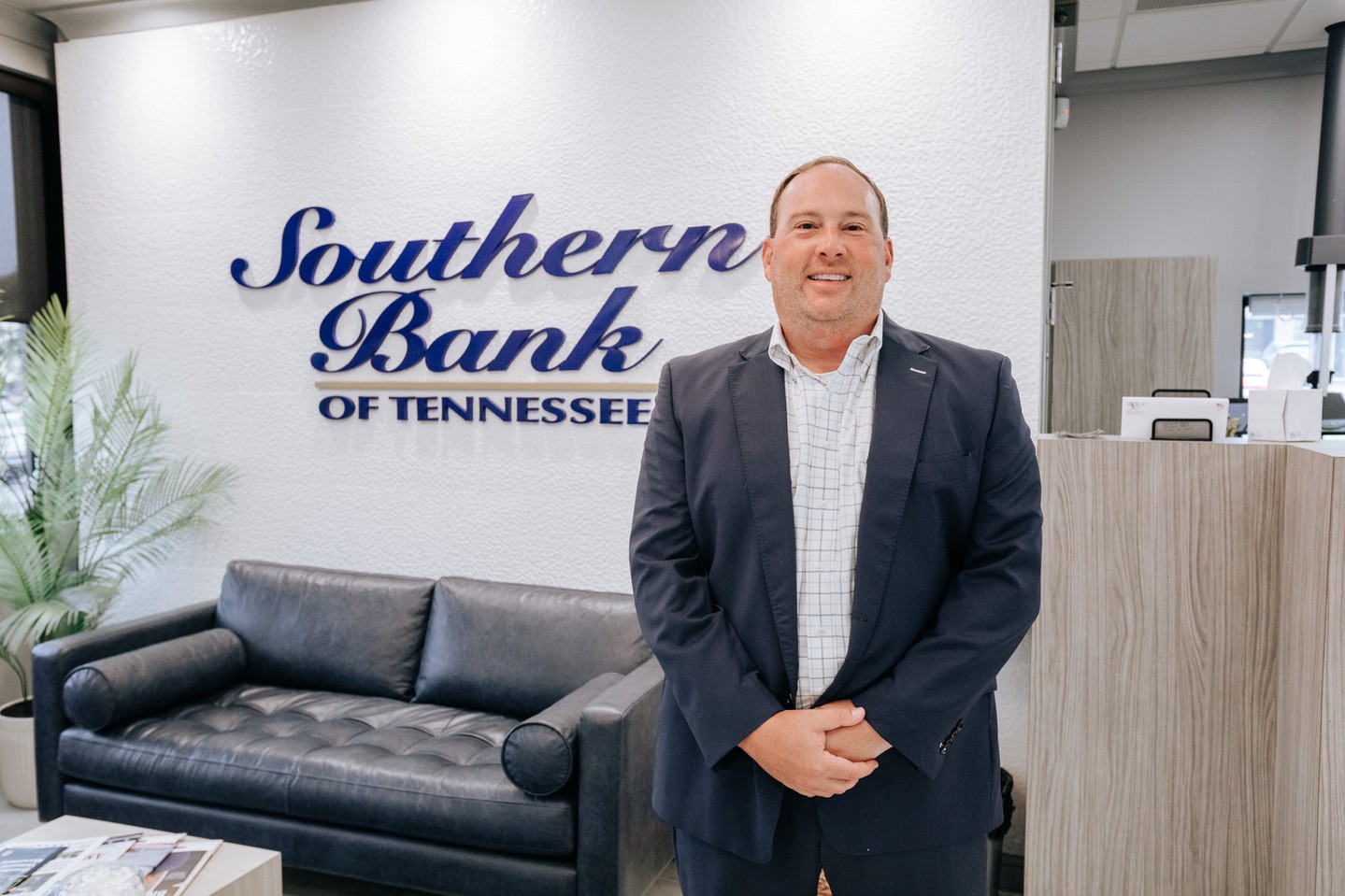 Building Better Banking in Brentwood
Jonathan Whitehurst’s approach to leadership isn’t complicated. “You earn trust over time by showing up, following through and doing what you say you’re going to do.” He is focused on expanding the bank’s presence throughout Williamson County, while continuing to be a strong leader in banking, in the community and at home.
Learn more about Jonathan and Southern Bank of Tennessee (@southernbanktn) in our latest issue or through the link in bio.