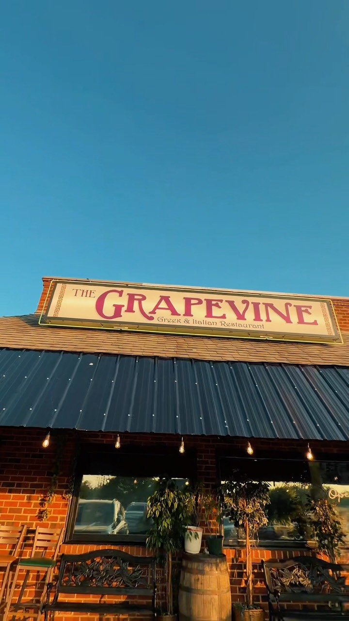What makes us thankful? β€οΈπ
THIS. Busy Saturday nights, a full house, familiar faces, new friends, good food, and all of YOU.
Weβre so thankful for every night you choose to spend with us. OPA! π¬π·
#rvagrapevine #rvaeats #thankyou