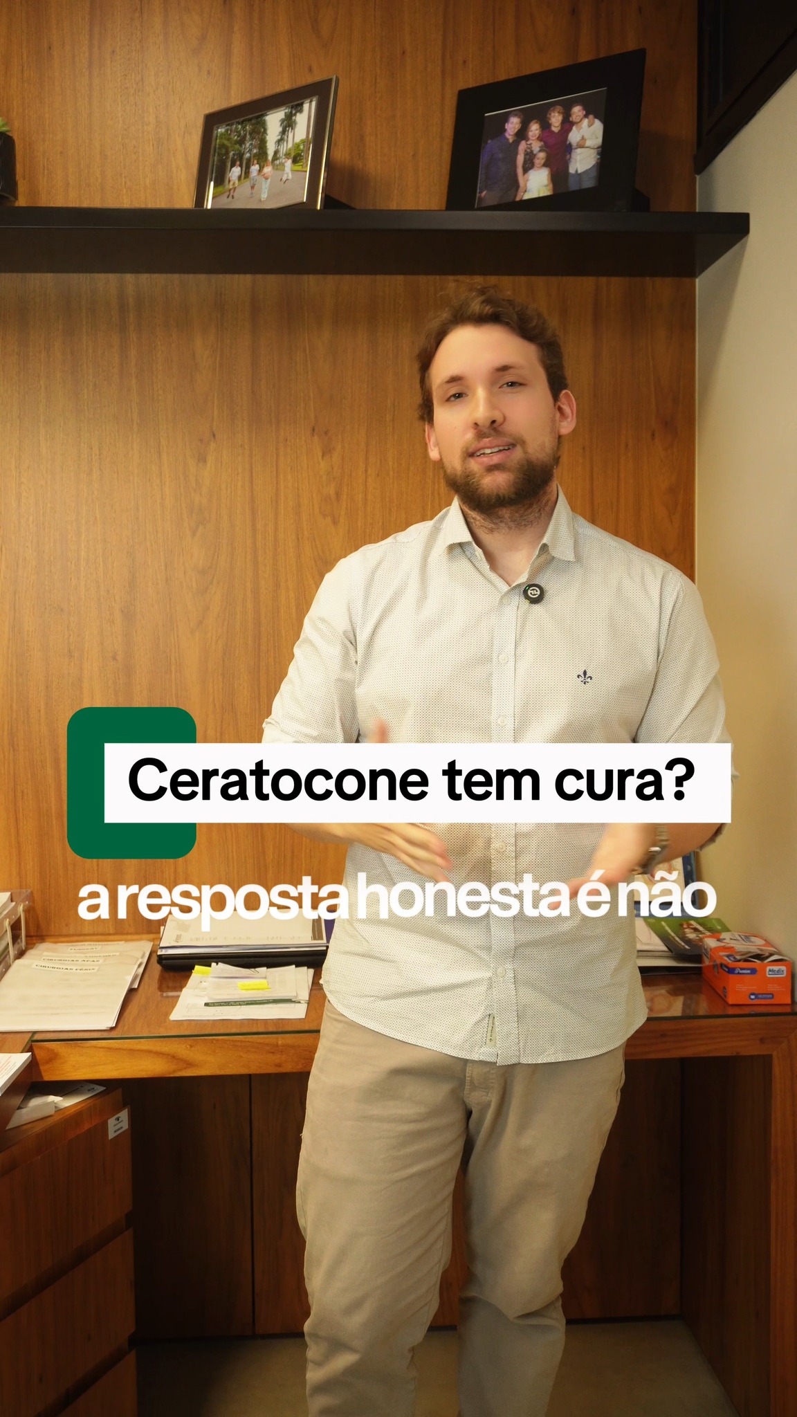 Ceratocone não tem cura — mas tem controle. E essa diferença muda tudo.
Com o tratamento certo e acompanhamento regular, a progressão pode ser interrompida e a qualidade visual preservada.
Agende sua avaliação pelo link na bio. 👁️💙
📍 Agende sua avaliação pelo link na bio.
Dr. Fernando Mutton
CRM SP 803999
RQE 20279
Dr. Gabriel Mutton
CRM 264060
—
#ceratocone #saúdeocular #oftalmologista #córnea #oftalmologiamutton