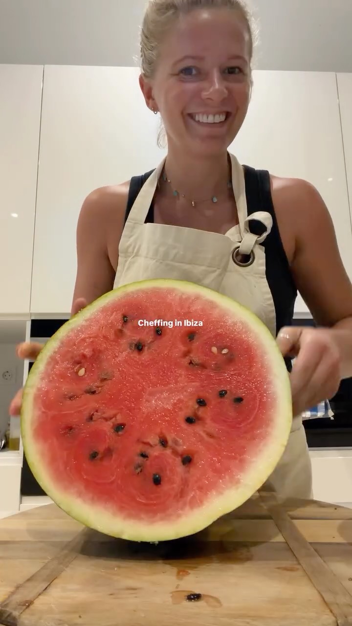 I’ve had an absolutely blast over the past two weeks cheffing in Ibiza for @salt.escapes here is a little mash up of the last two days.
Wonderful guests, unbelievable setting but the best part was meeting and getting to know the most incredible women who I lived and worked with for the past two weeks @clementina.d.g @_caintrain @coach.phoebe ❤️
Feel so lucky I get to do this and as a result meet people who are so special and talented.
Happy days x