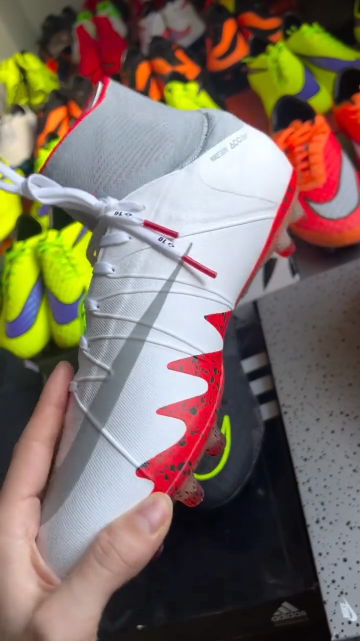 Which model has been our best seller this summer so far? Got some to sell then get in touch (but after the England game please 🙏🏼)😂🤩 #hypervenom #hypervenom2 #hypervenom3